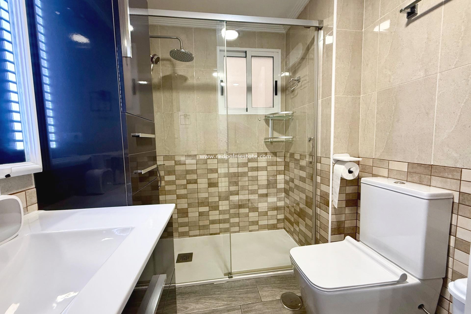 Revente - Appartements -
Torrevieja - PARQUE DE LAS NACIONES