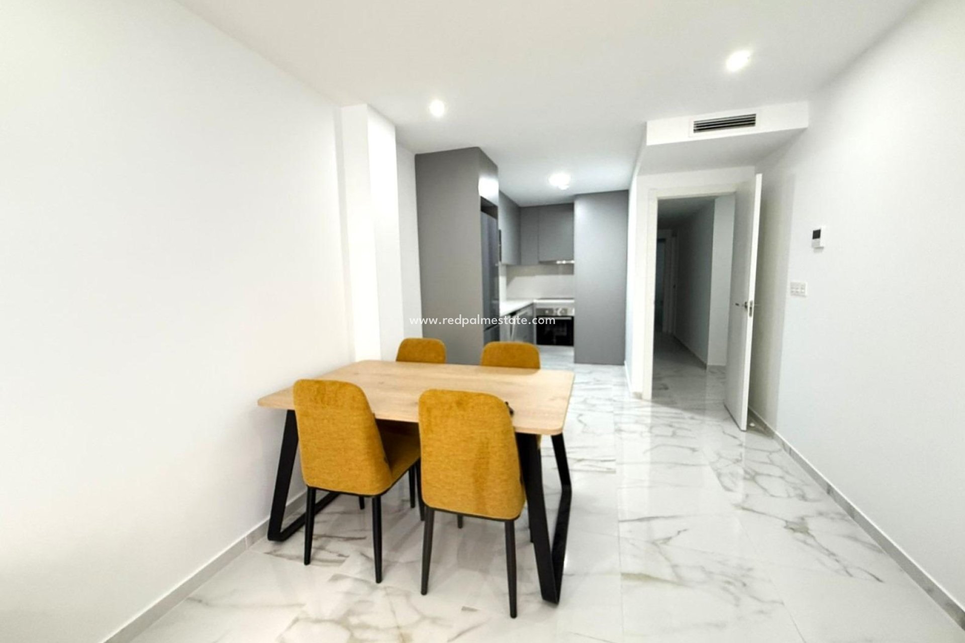 Revente - Appartements -
Torrevieja - PARQUE DE LAS NACIONES