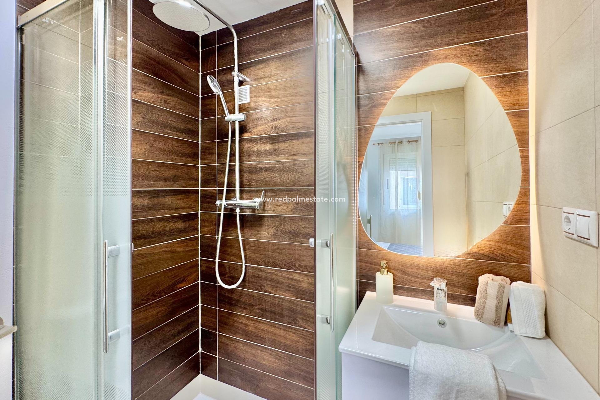 Revente - Appartements -
Torrevieja - PARQUE DE LAS NACIONES