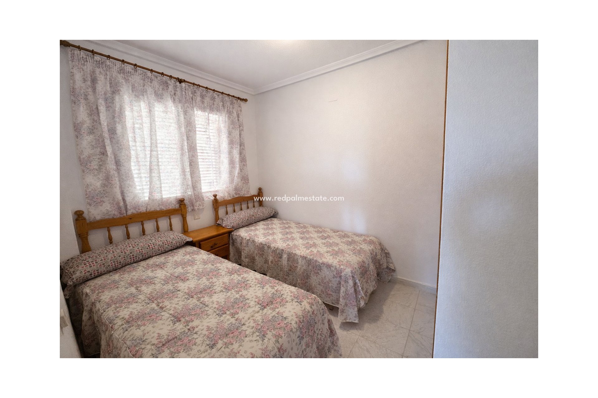 Revente - Appartements -
Torrevieja - PLAYA DE LA MATA