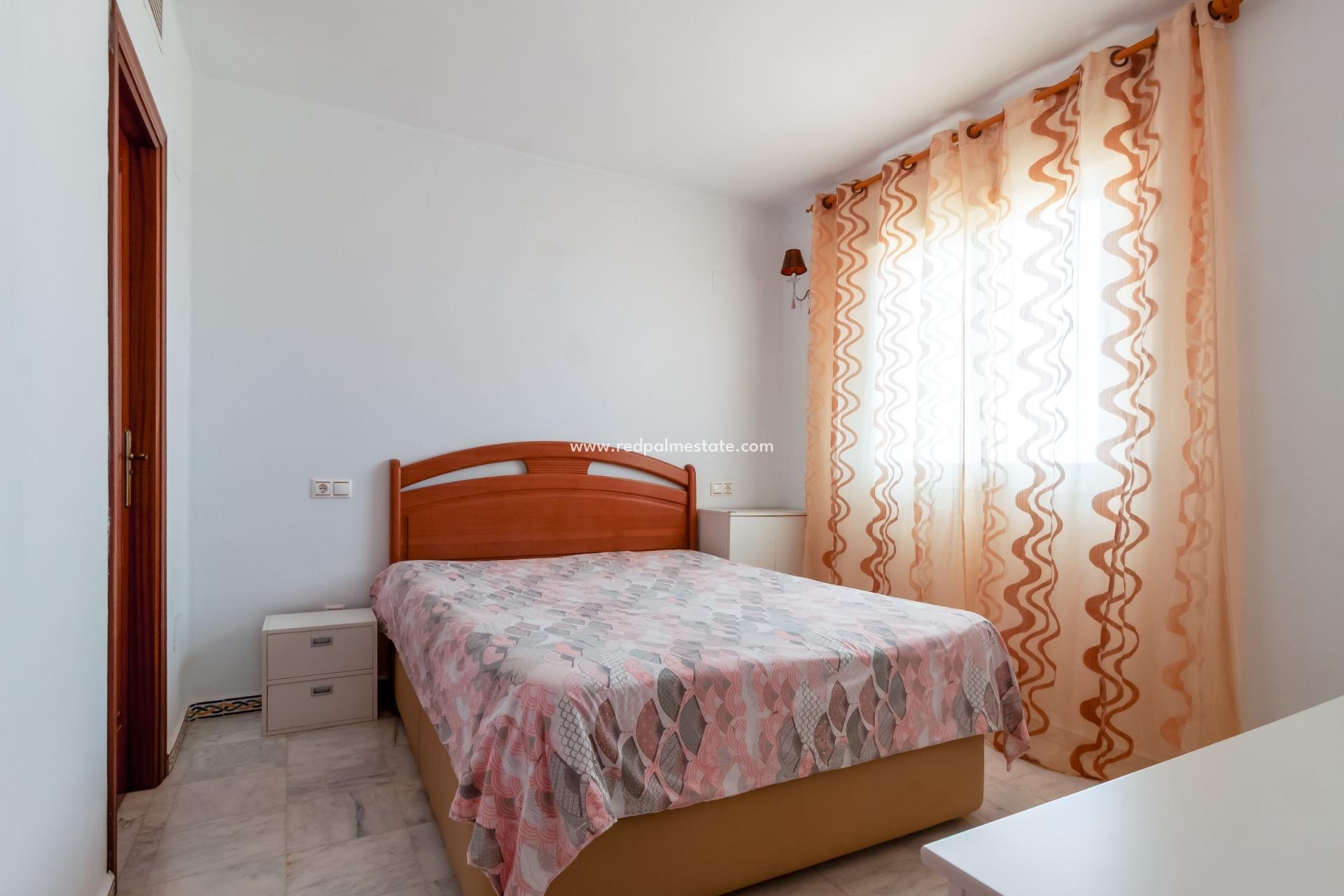 Revente - Appartements -
Torrevieja - Playa de los Locos