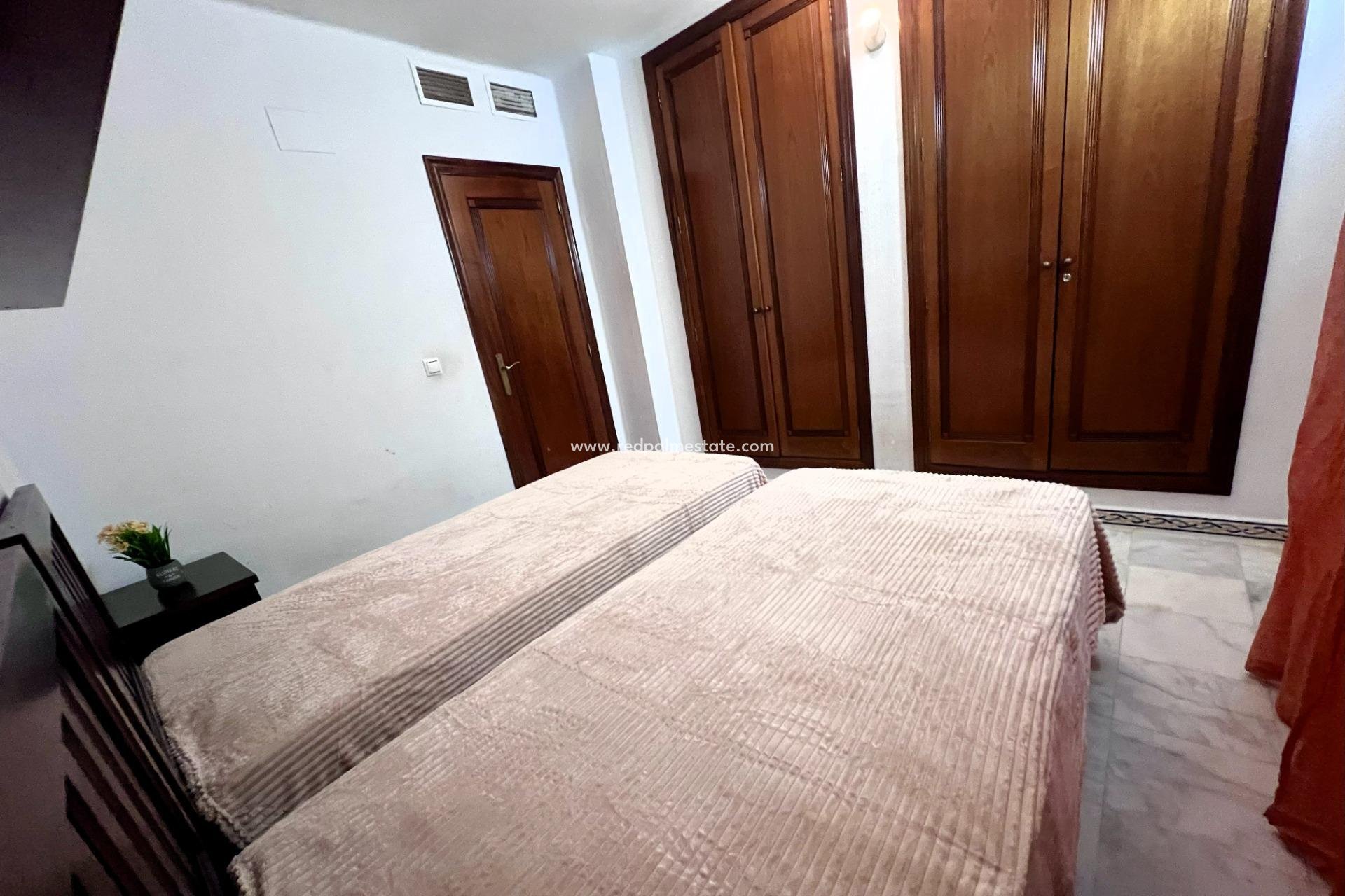 Revente - Appartements -
Torrevieja - Playa de los Locos