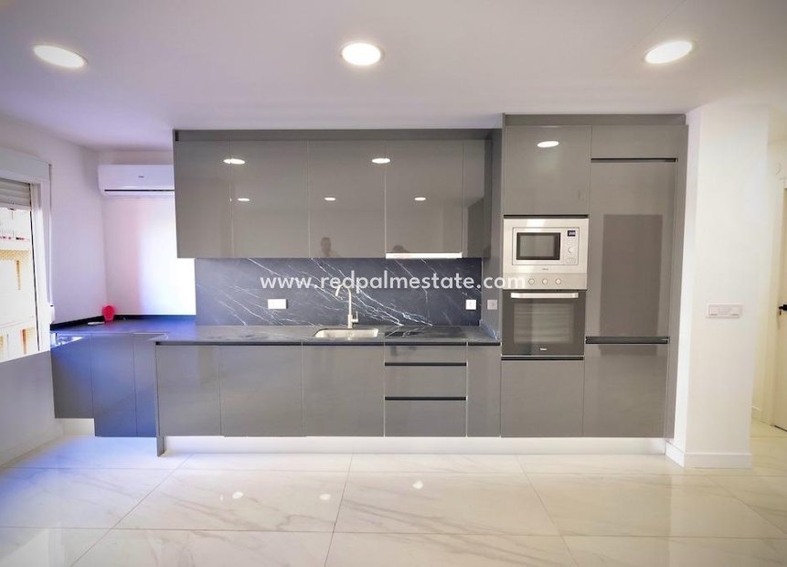 Revente - Appartements -
Torrevieja - Playa del cura