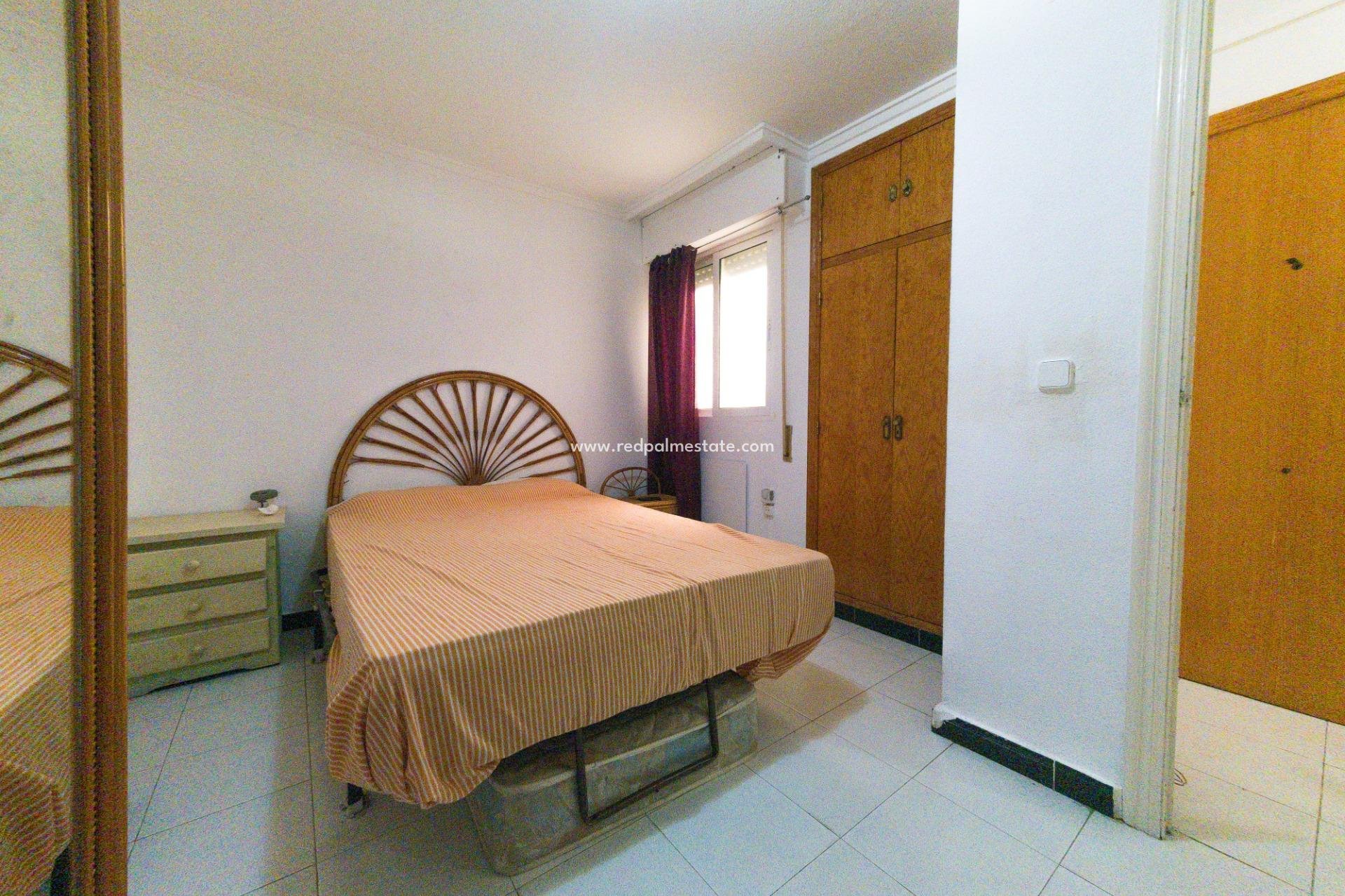 Revente - Appartements -
Torrevieja - Playa del Cura