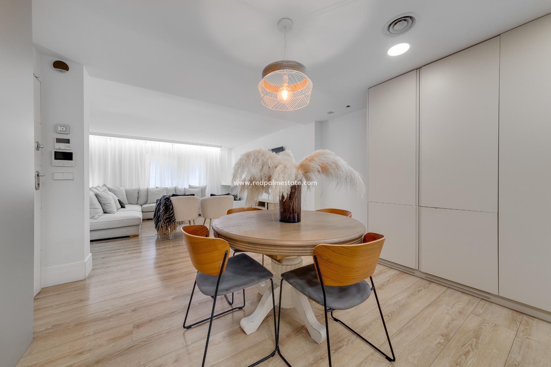 Revente - Appartements -
Torrevieja - Playa del Cura