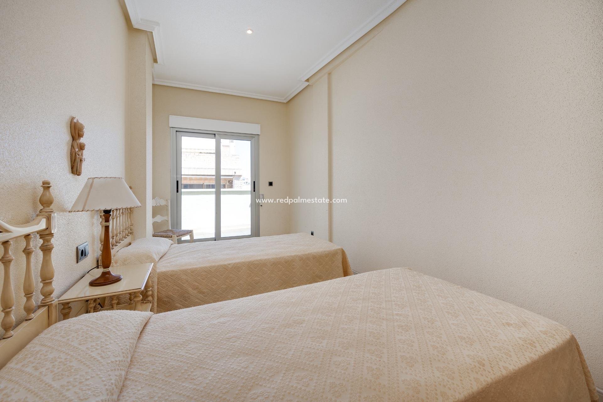 Revente - Appartements -
Torrevieja - Playa del Cura