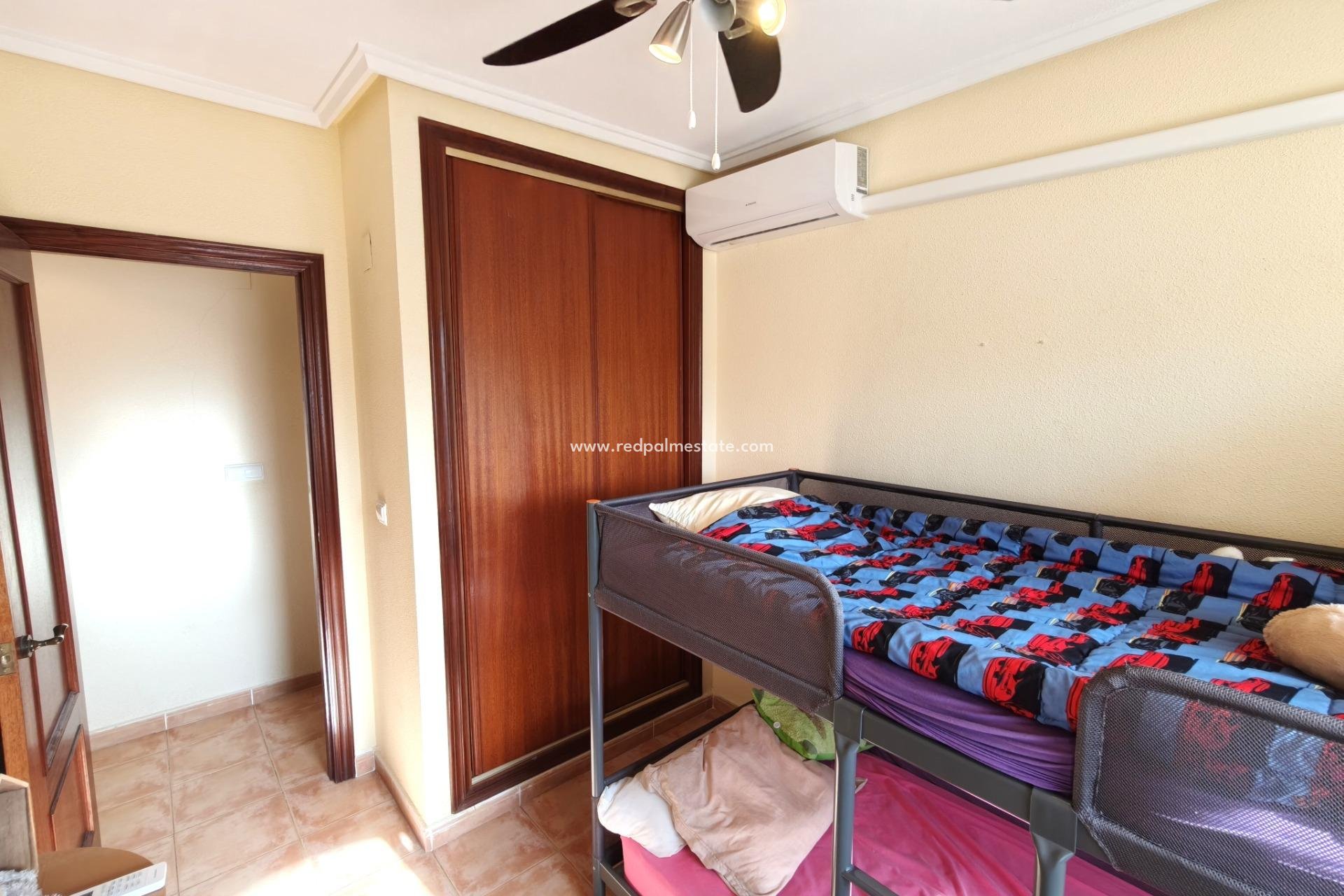 Revente - Appartements -
Torrevieja - Playa del Cura