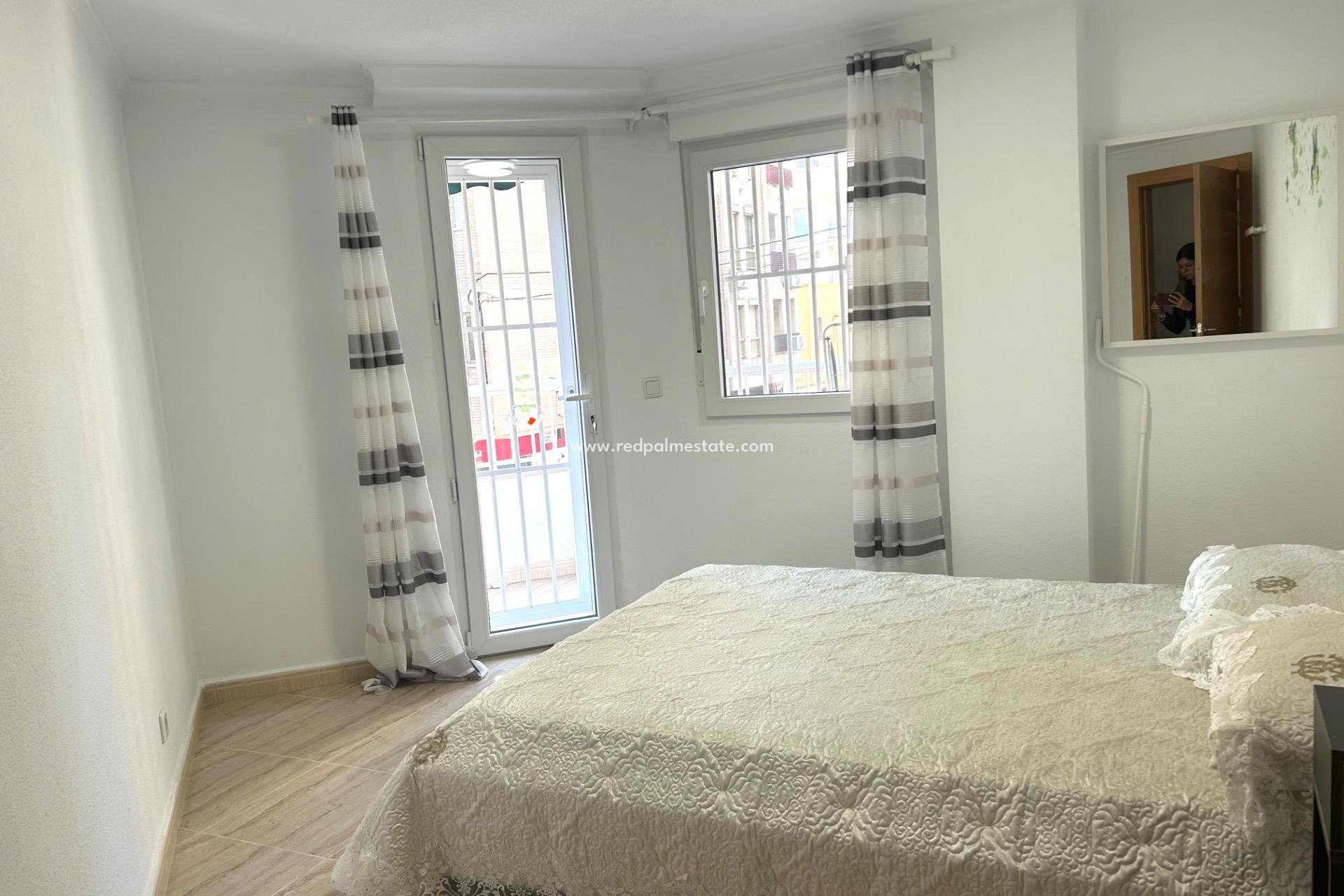 Revente - Appartements -
Torrevieja - Playa del Cura