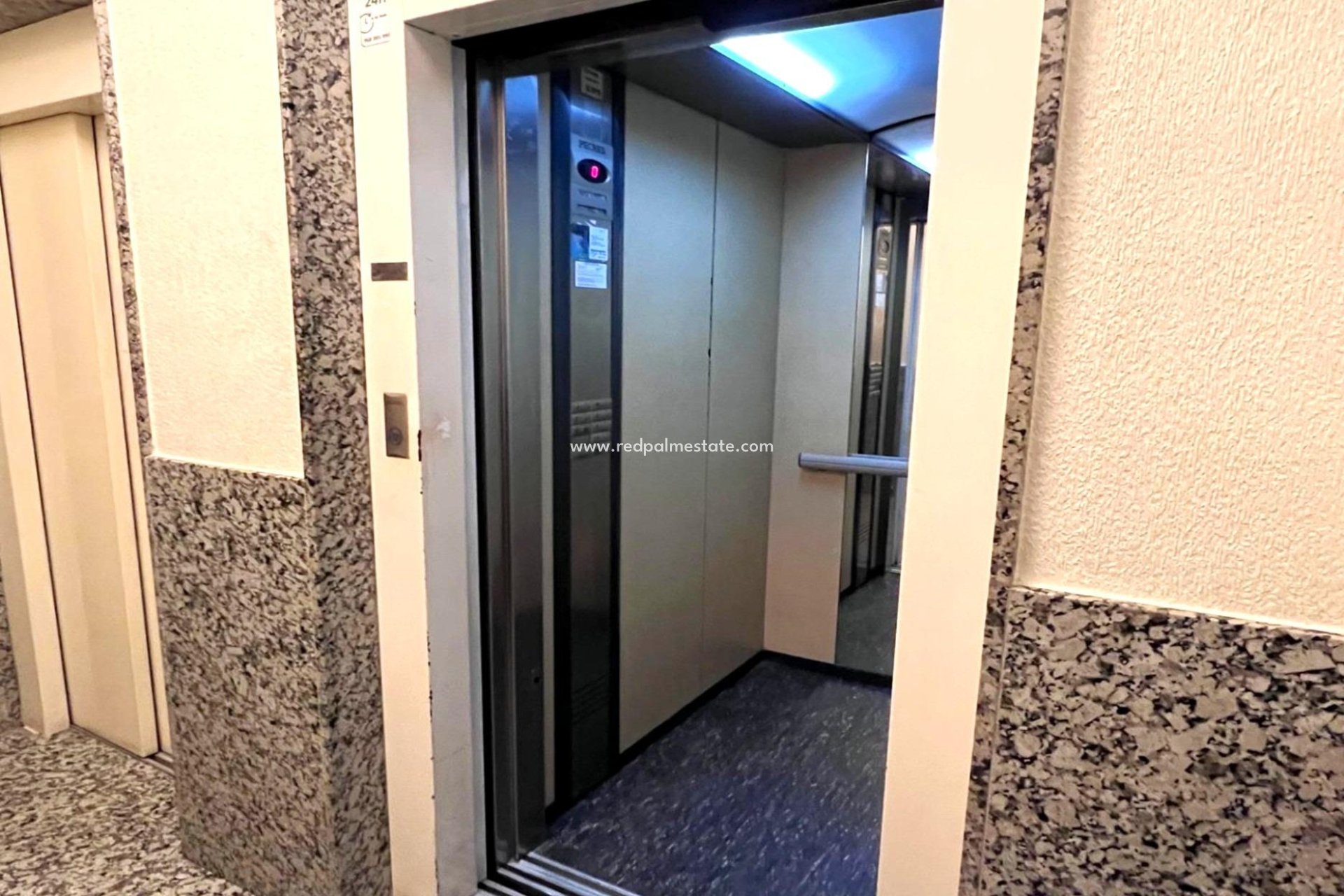 Revente - Appartements -
Torrevieja - Playa del Cura