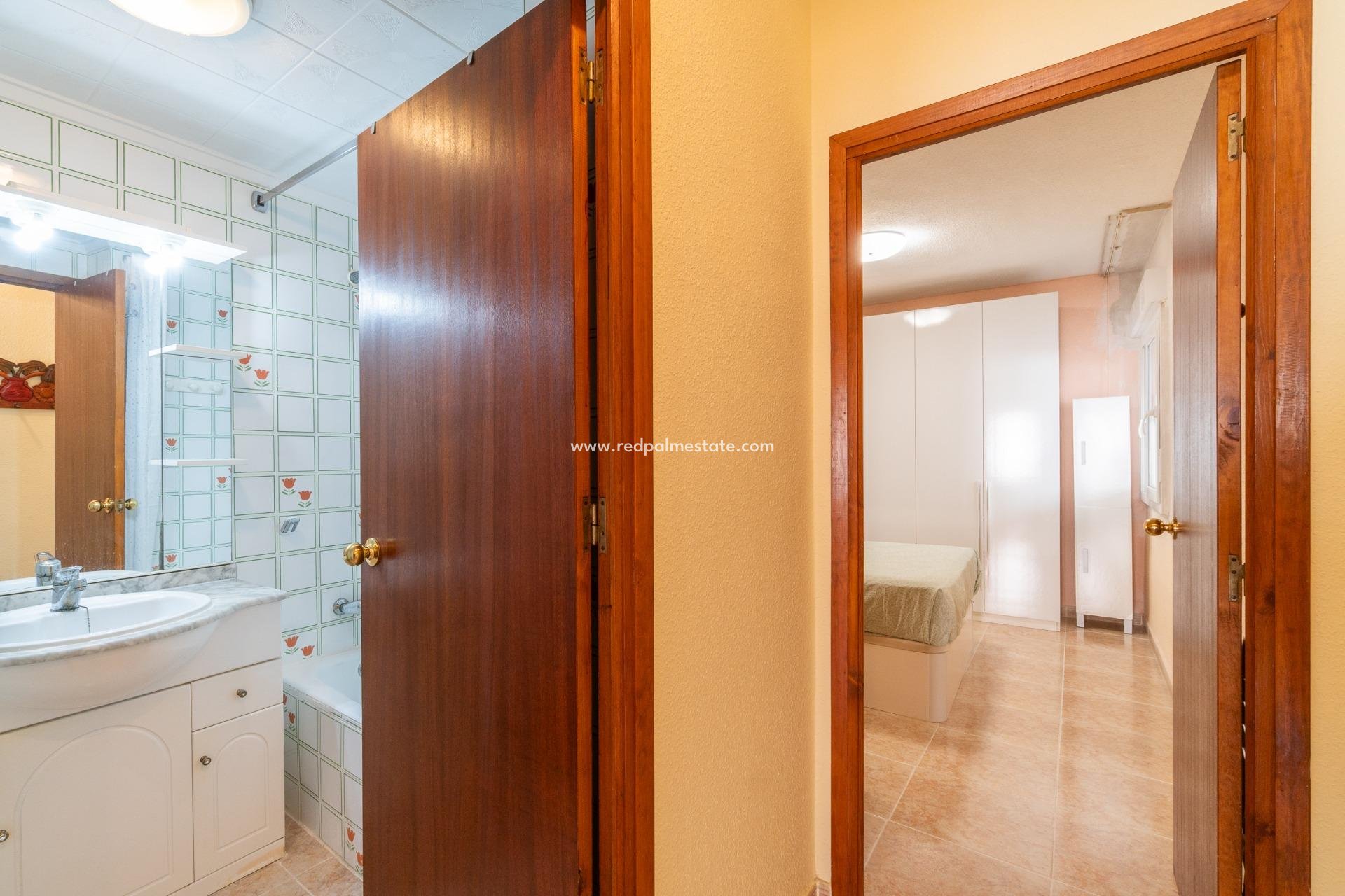 Revente - Appartements -
Torrevieja - Playa del cura