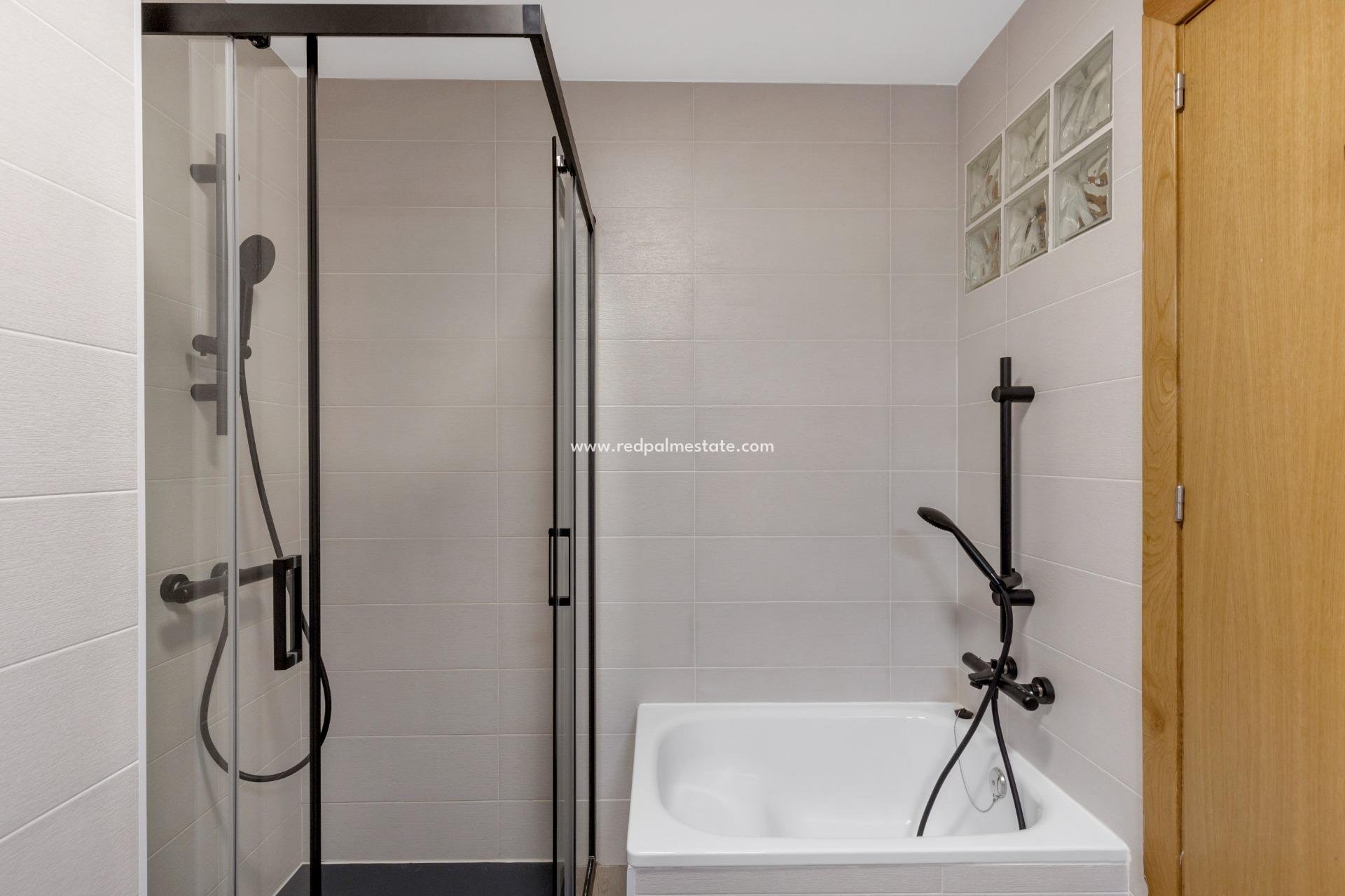 Revente - Appartements -
Torrevieja - Playa del Cura