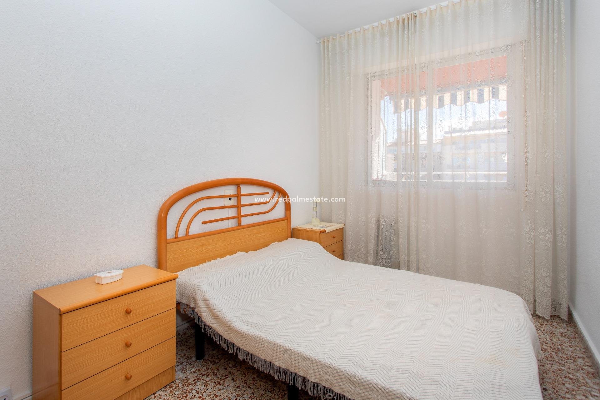 Revente - Appartements -
Torrevieja - Playa del Cura
