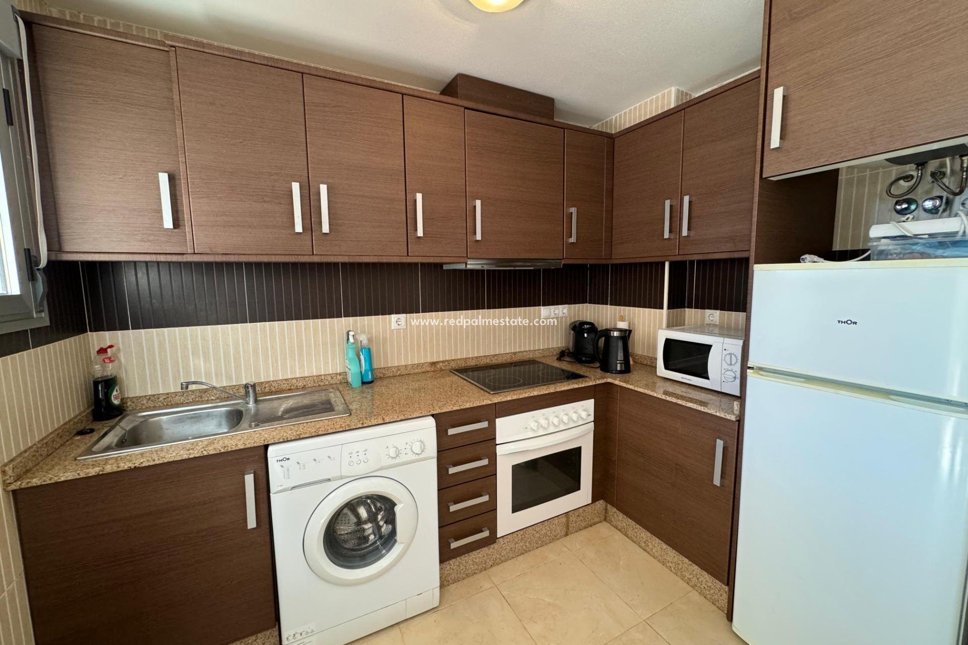 Revente - Appartements -
Torrevieja - Punta prima