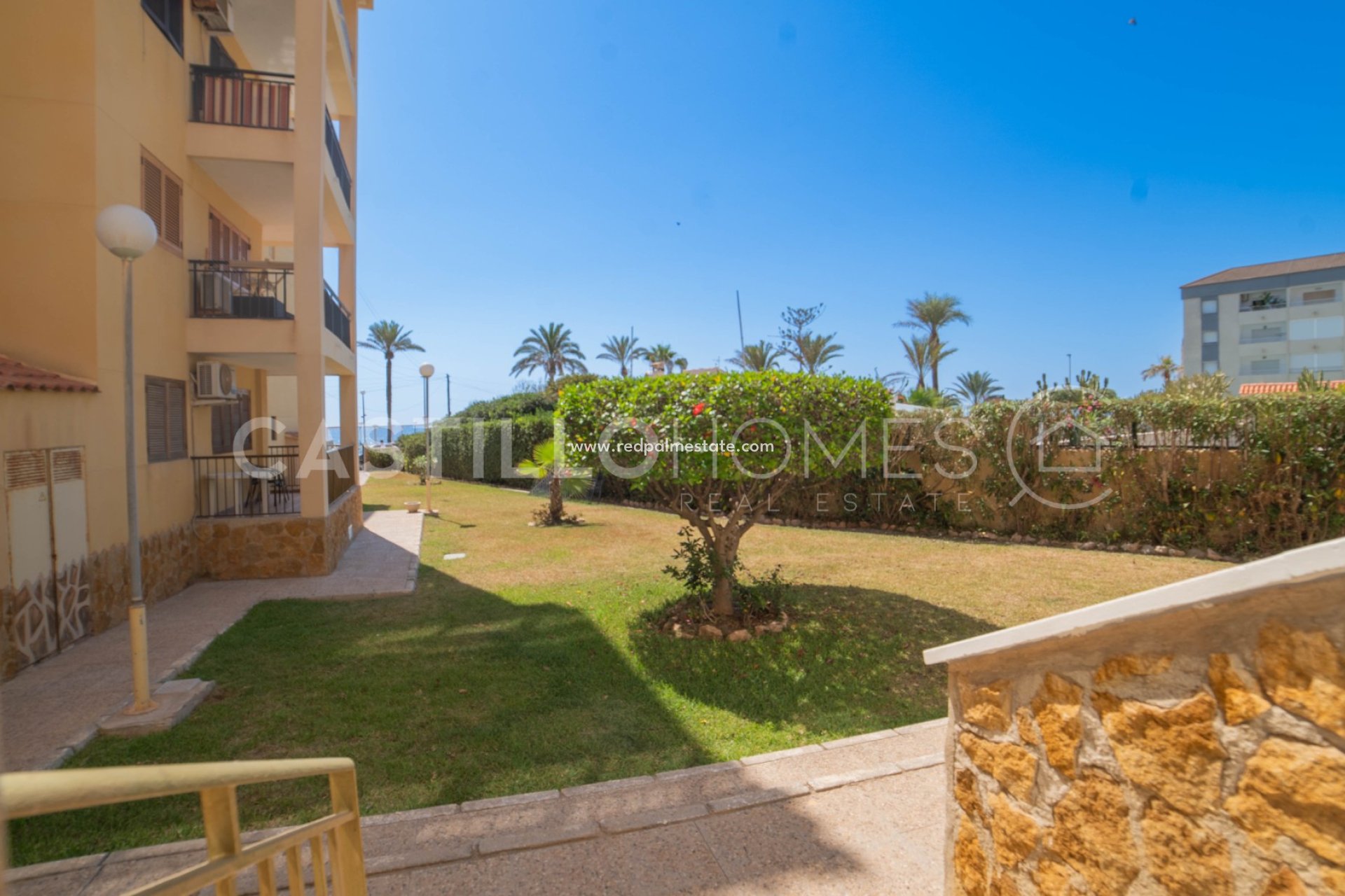 Revente - Appartements -
Torrevieja - Punta prima