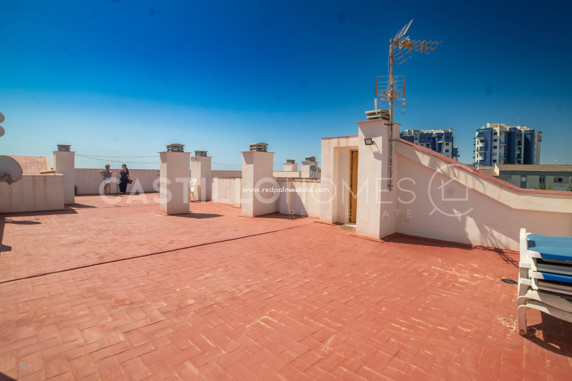 Revente - Appartements -
Torrevieja - Punta prima