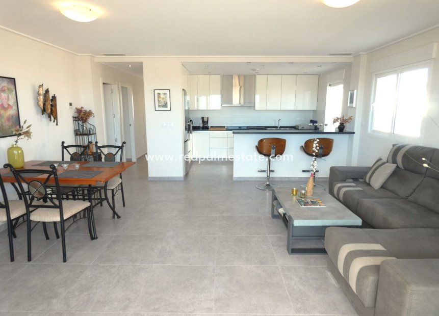 Revente - Appartements -
Torrevieja - Punta prima