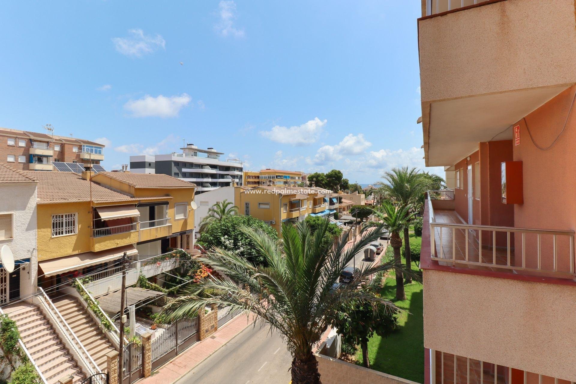 Revente - Appartements -
Torrevieja - Punta prima