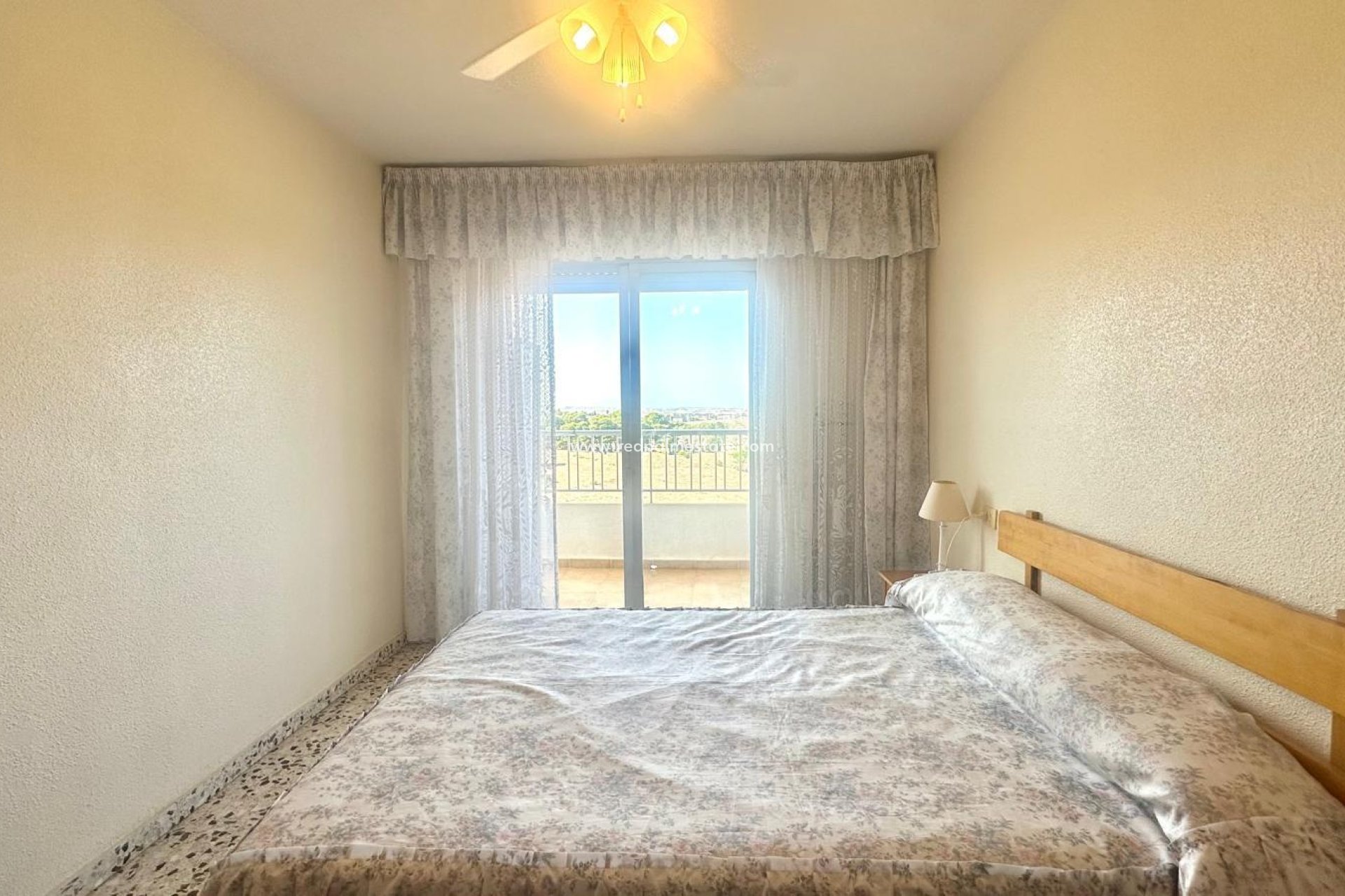 Revente - Appartements -
Torrevieja - Punta prima