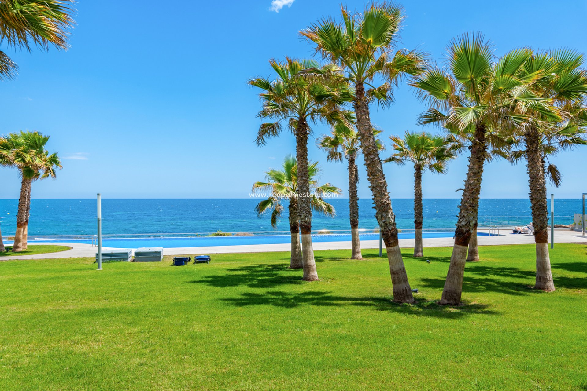 Revente - Appartements -
Torrevieja - Punta prima