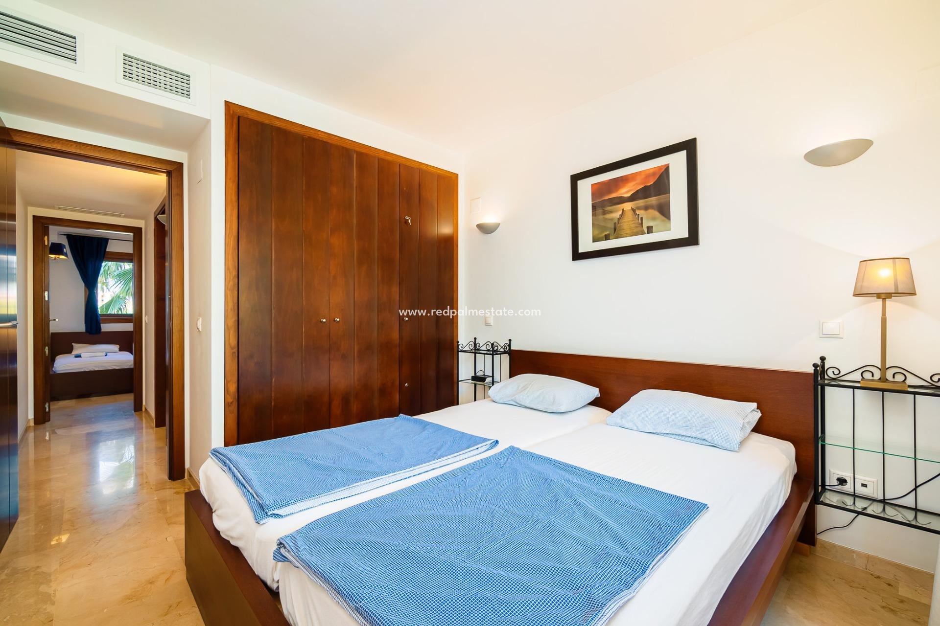 Revente - Appartements -
Torrevieja - Punta prima