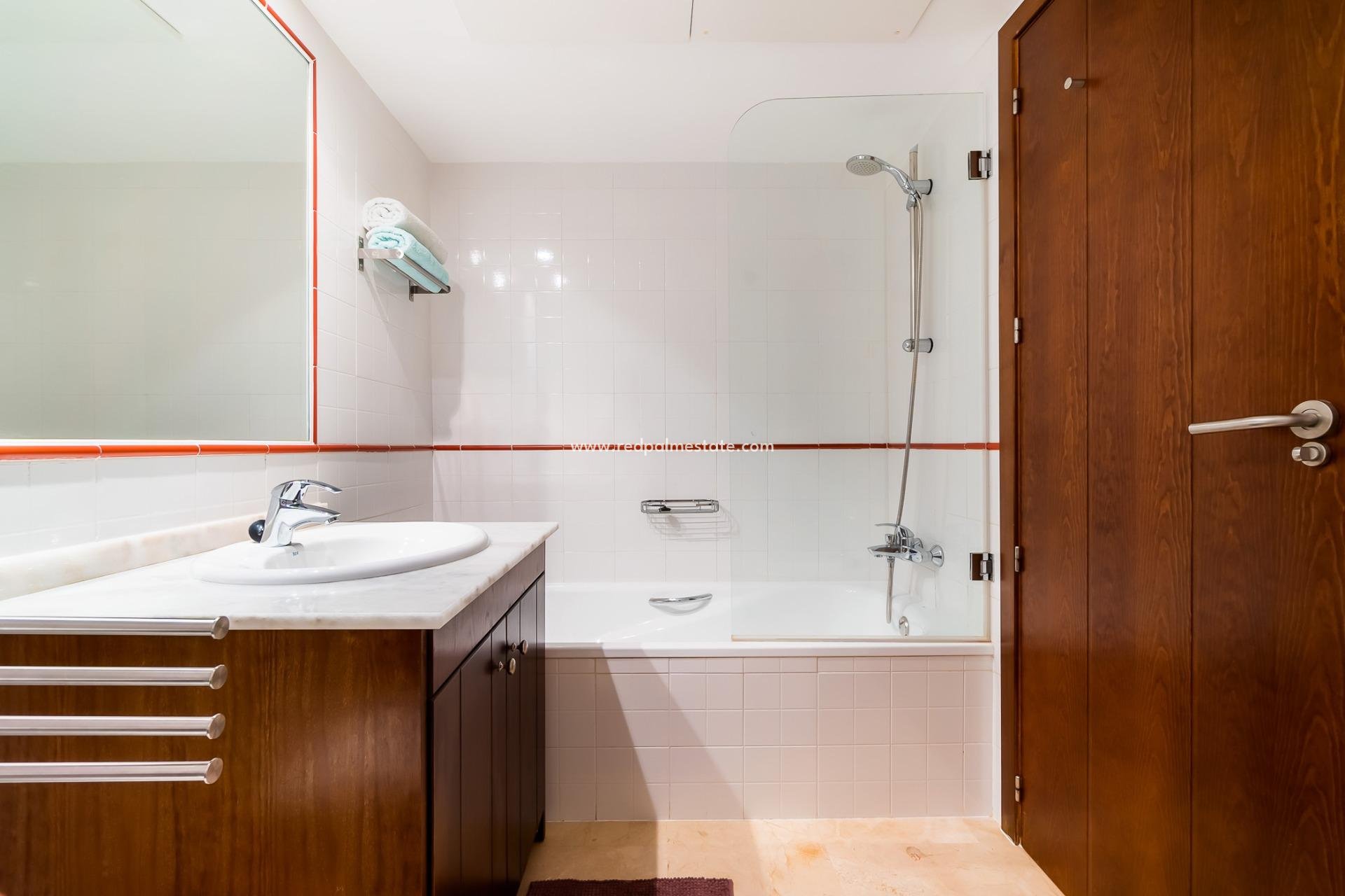 Revente - Appartements -
Torrevieja - Punta prima