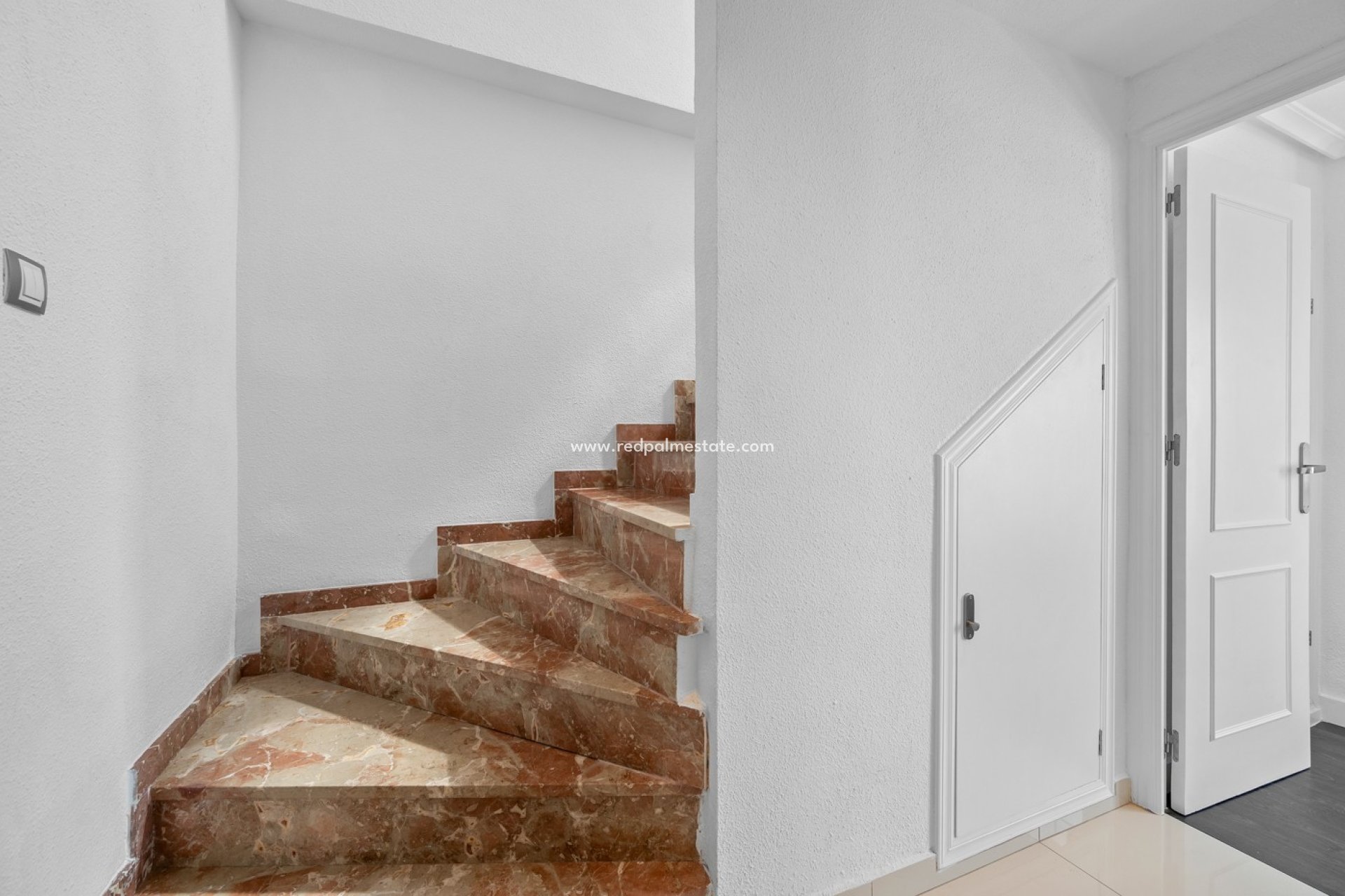 Revente - Appartements -
Torrevieja - Punta prima