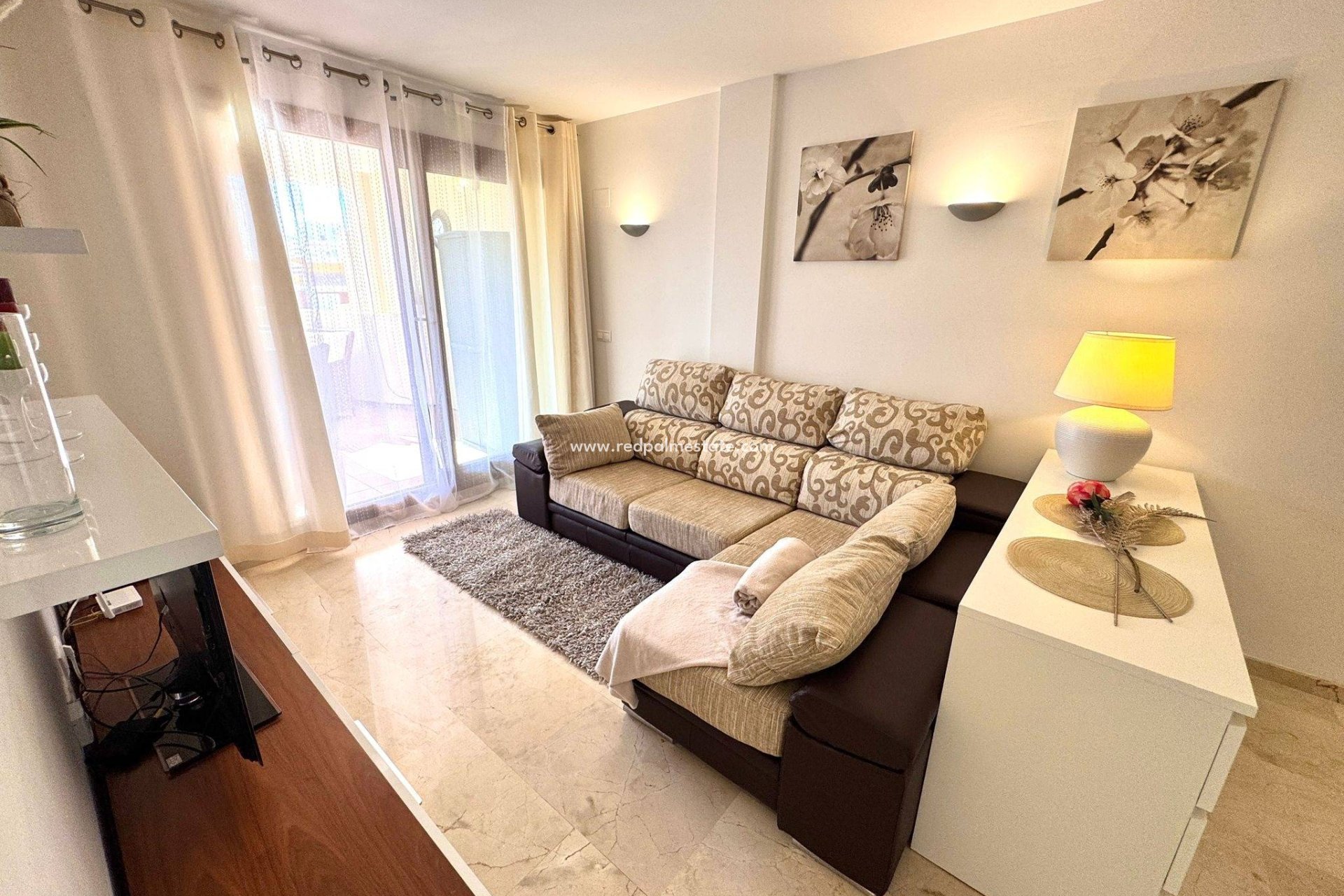 Revente - Appartements -
Torrevieja - Punta prima