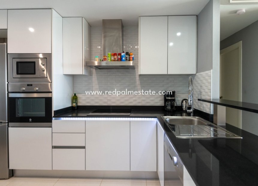 Revente - Appartements -
Torrevieja - Punta prima