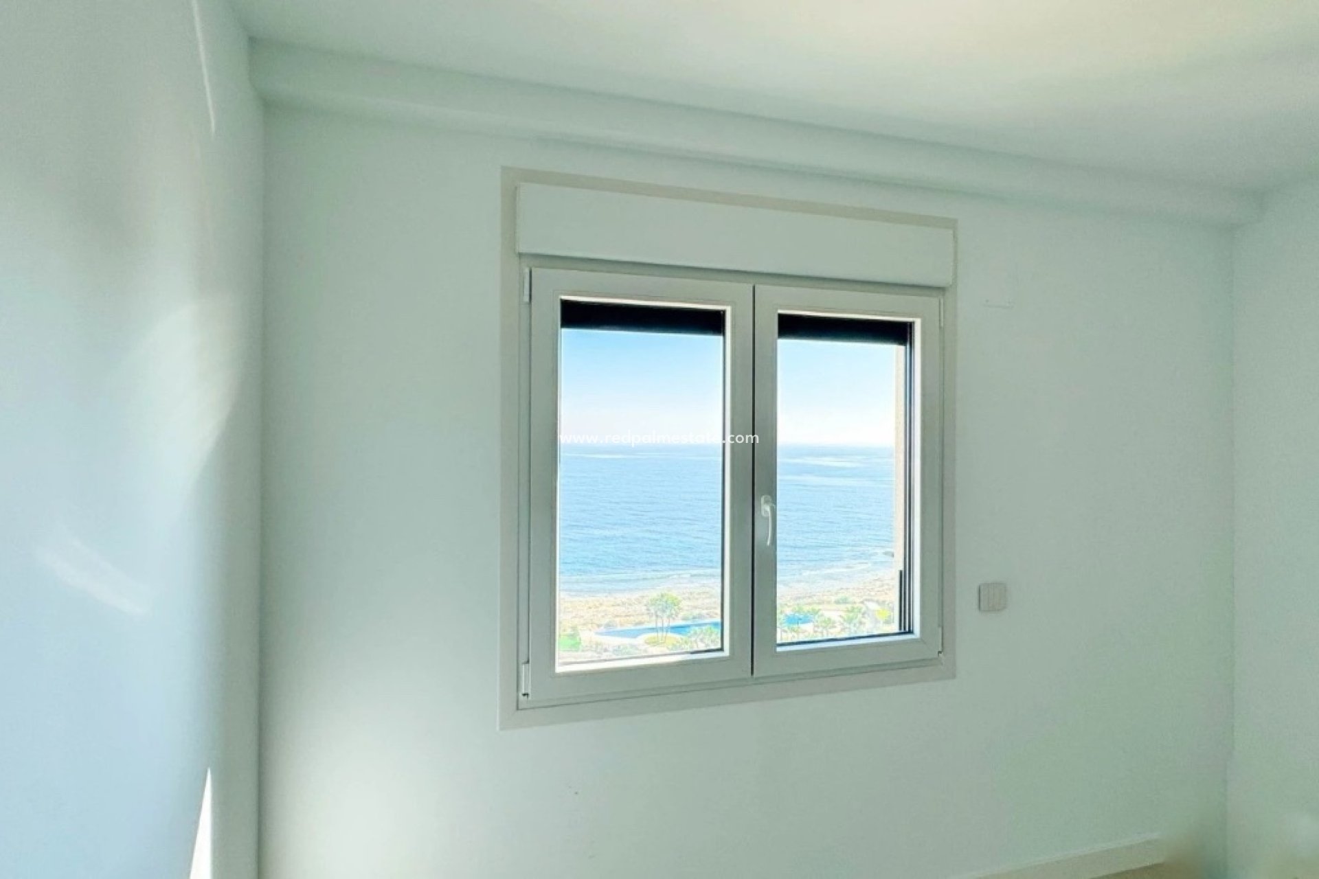 Revente - Appartements -
Torrevieja - Punta prima