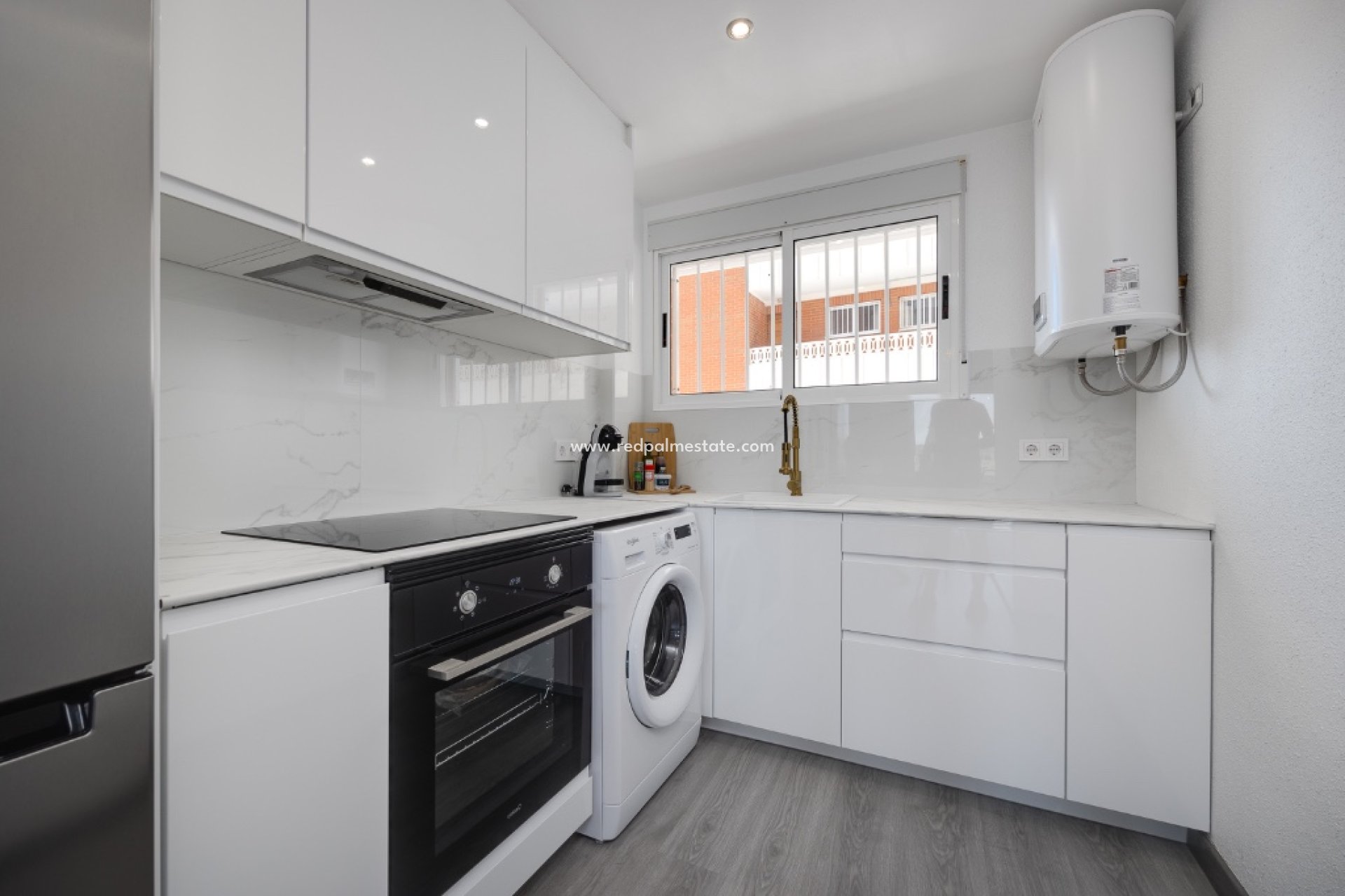 Revente - Appartements -
Torrevieja - Punta prima