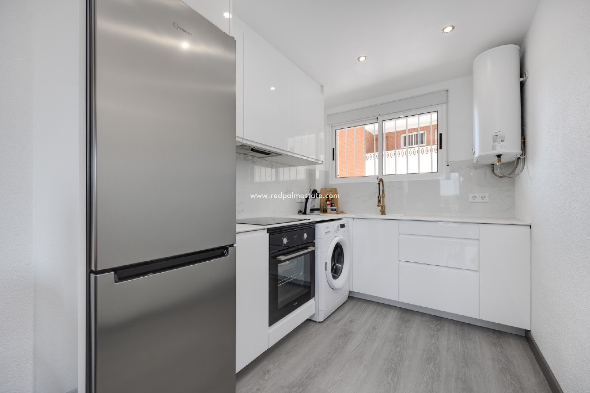 Revente - Appartements -
Torrevieja - Punta prima