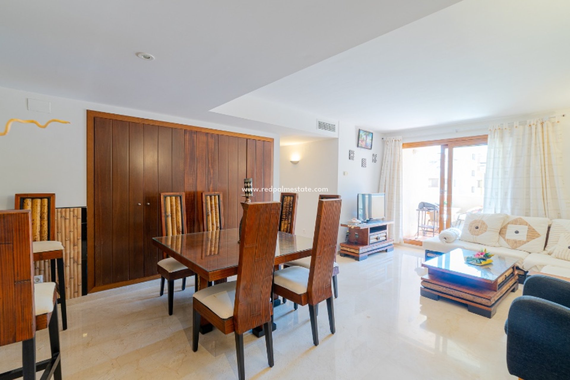 Revente - Appartements -
Torrevieja - Punta prima