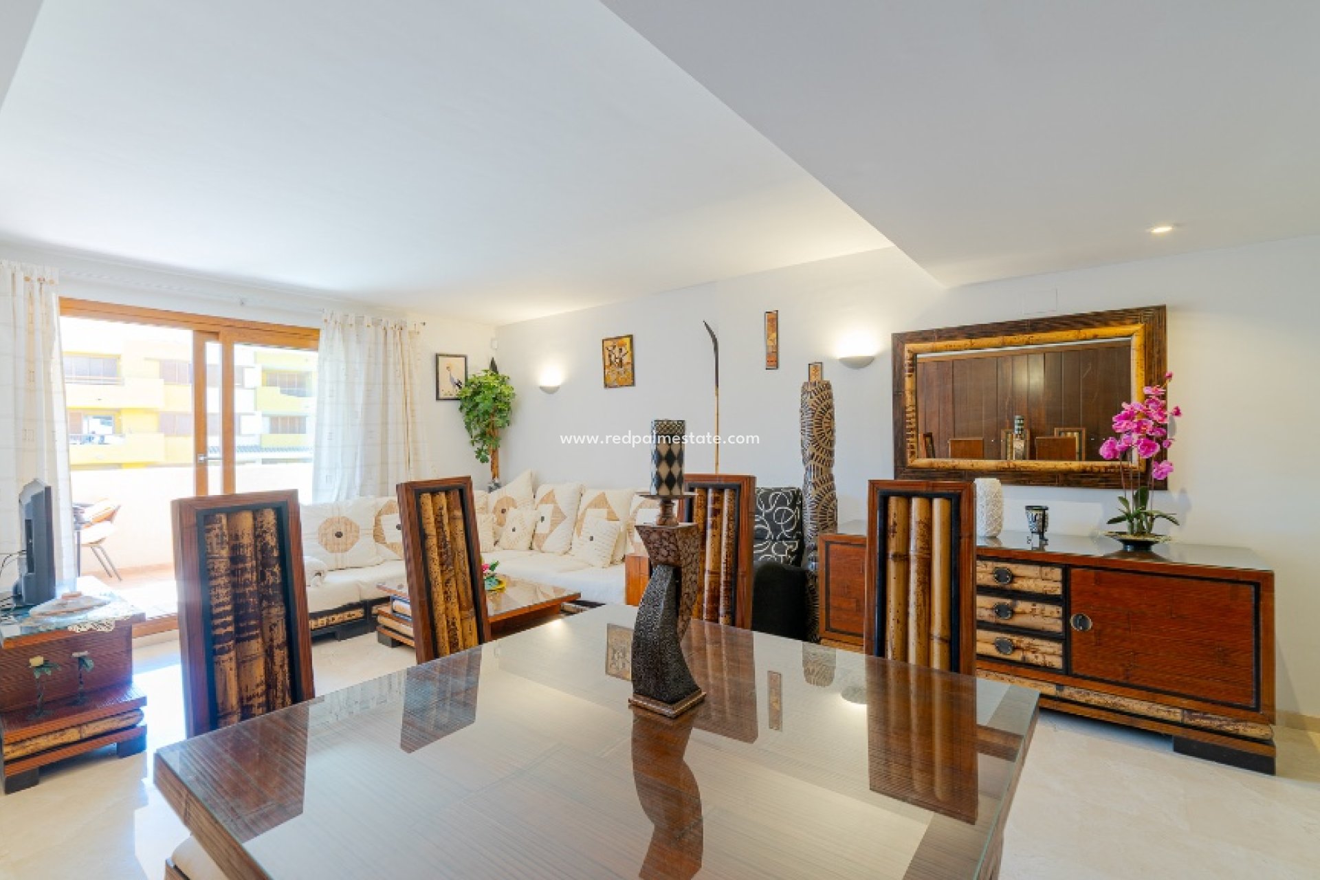 Revente - Appartements -
Torrevieja - Punta prima