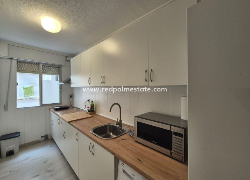 Revente - Appartements -
Torrevieja - Punta prima