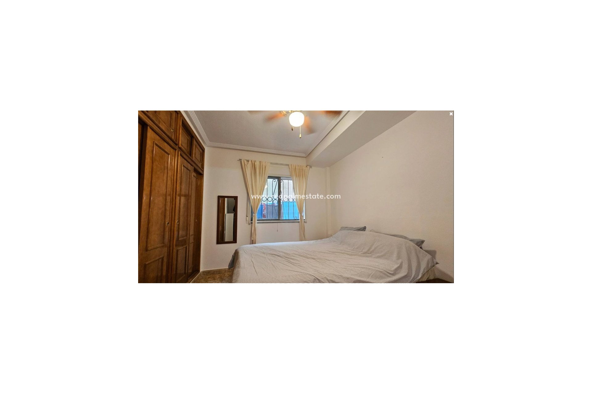 Revente - Appartements -
Torrevieja - Punta prima