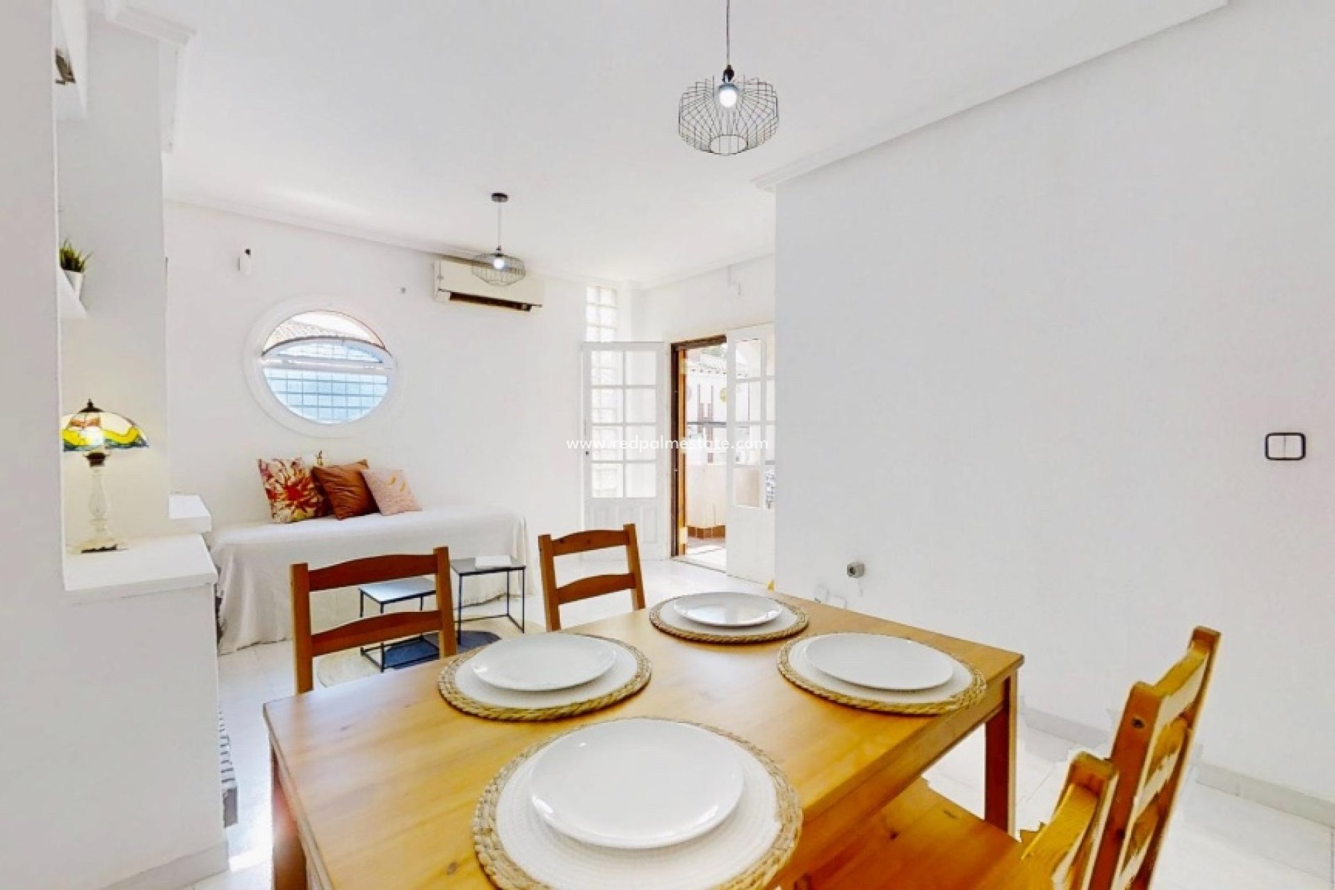 Revente - Appartements -
Torrevieja - Punta prima