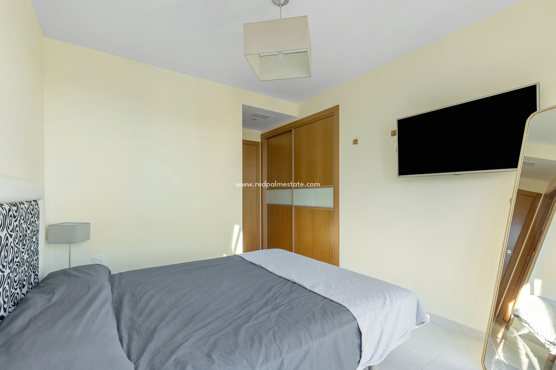 Revente - Appartements -
Torrevieja - Punta prima