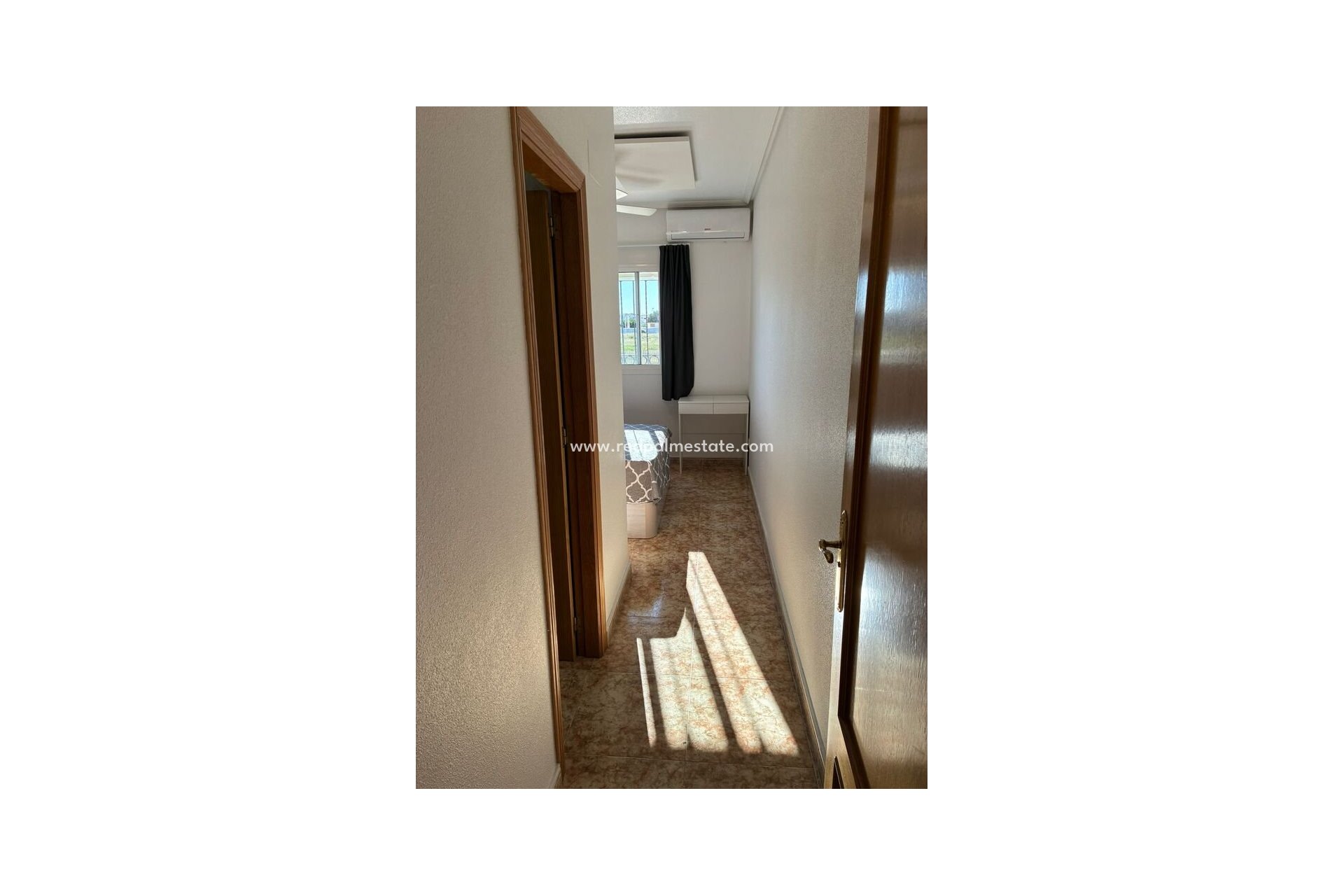 Revente - Appartements -
Torrevieja - Punta prima