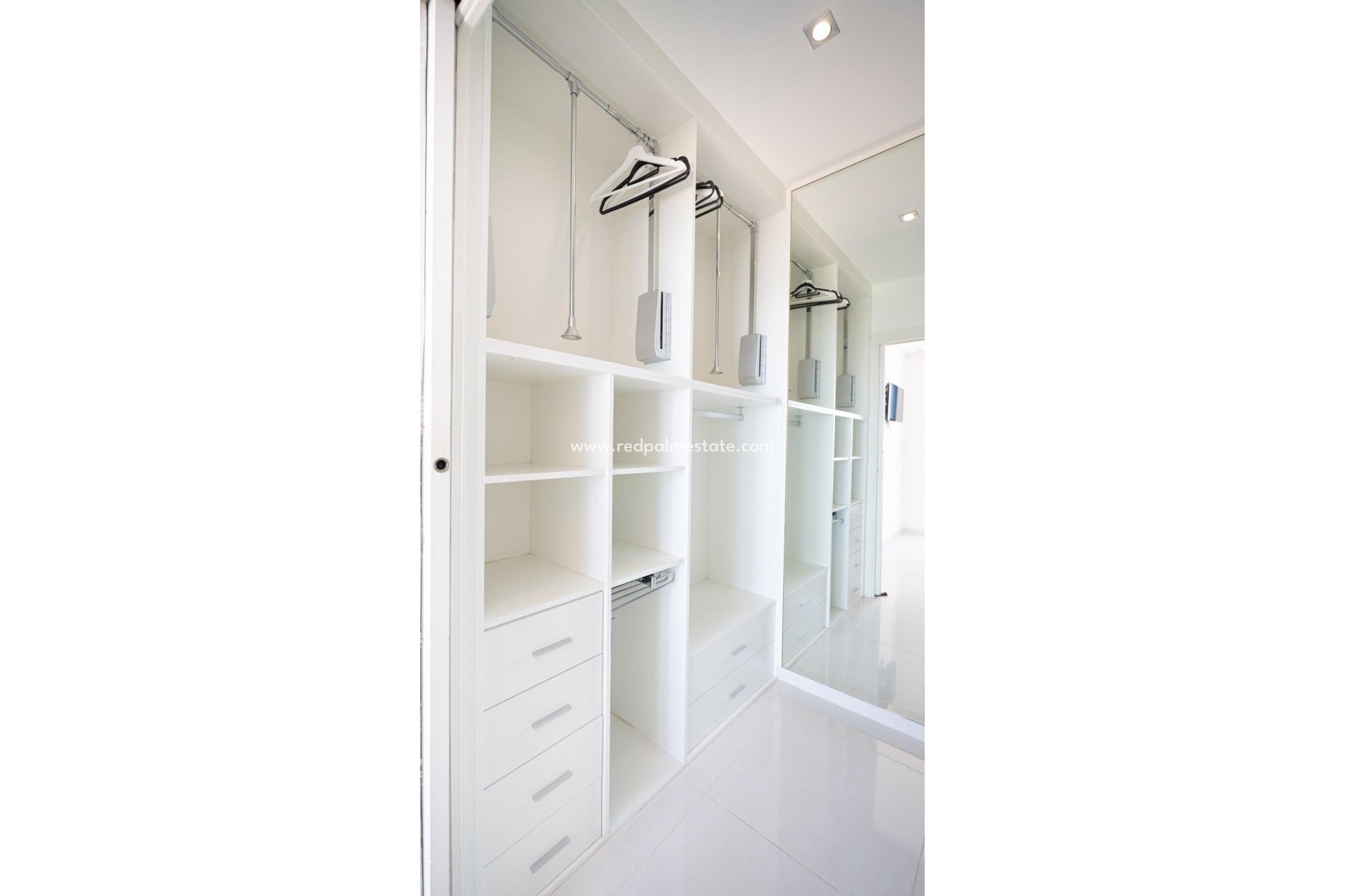 Revente - Appartements -
Torrevieja - Punta prima