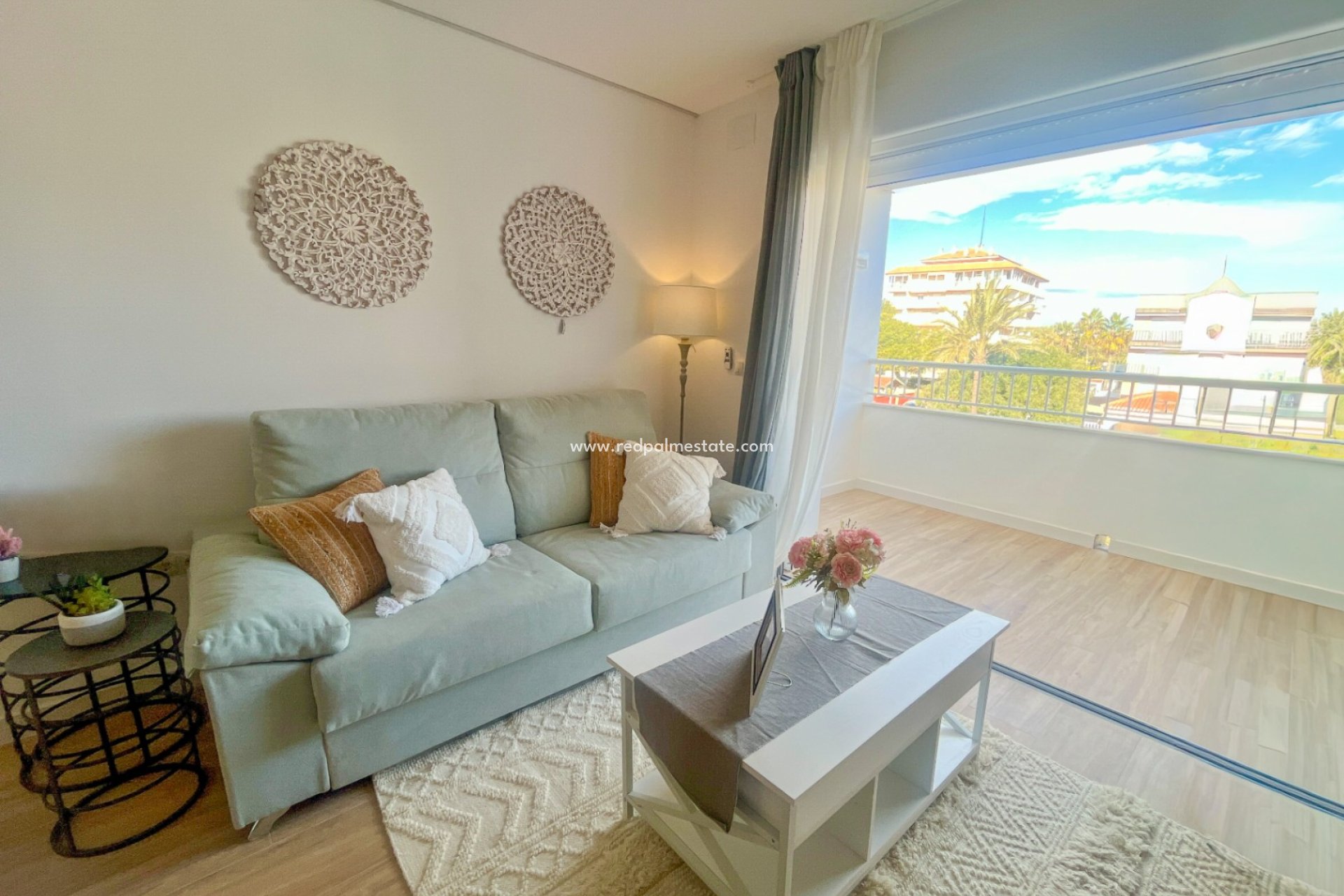 Revente - Appartements -
Torrevieja - Punta prima