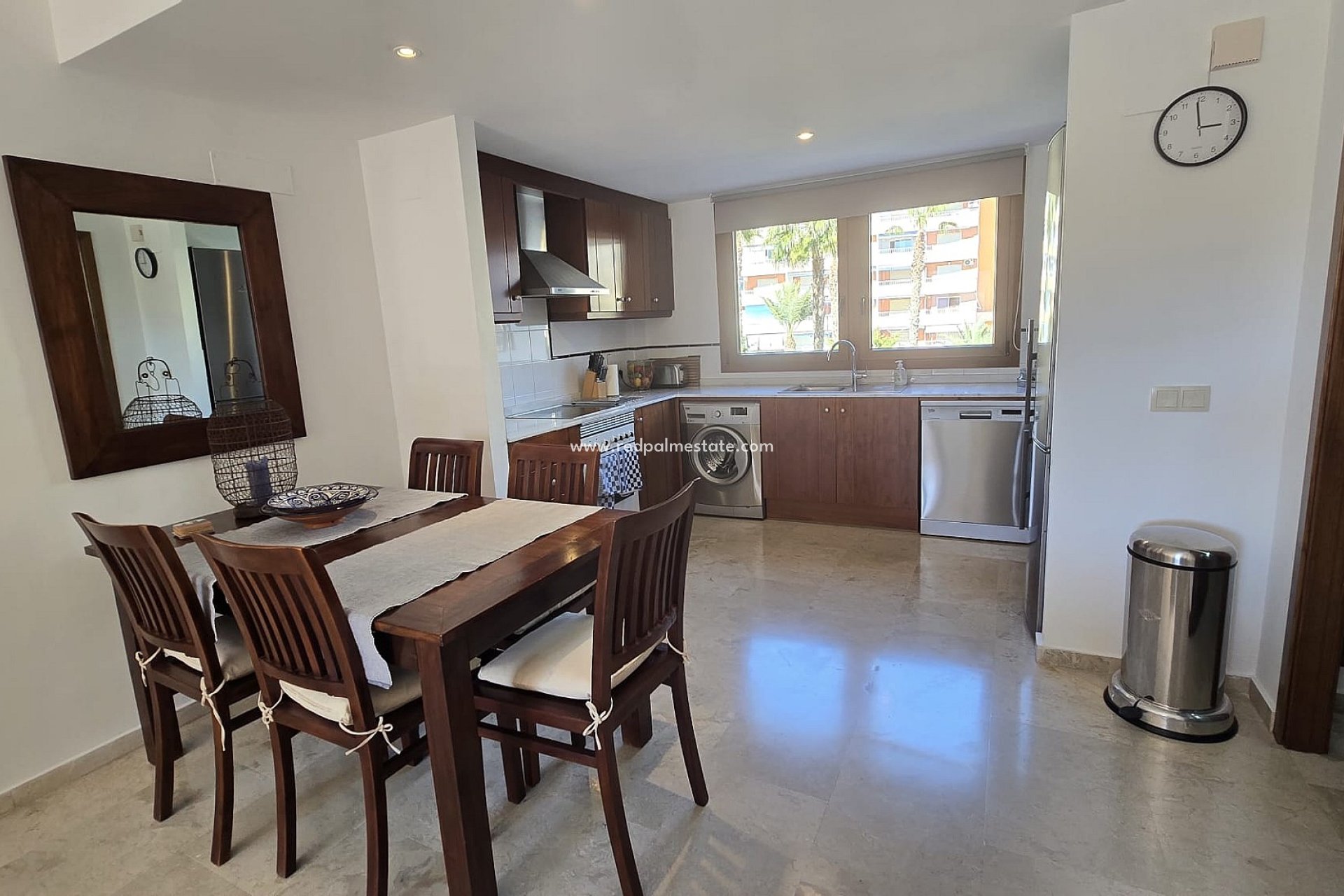 Revente - Appartements -
Torrevieja - Punta prima