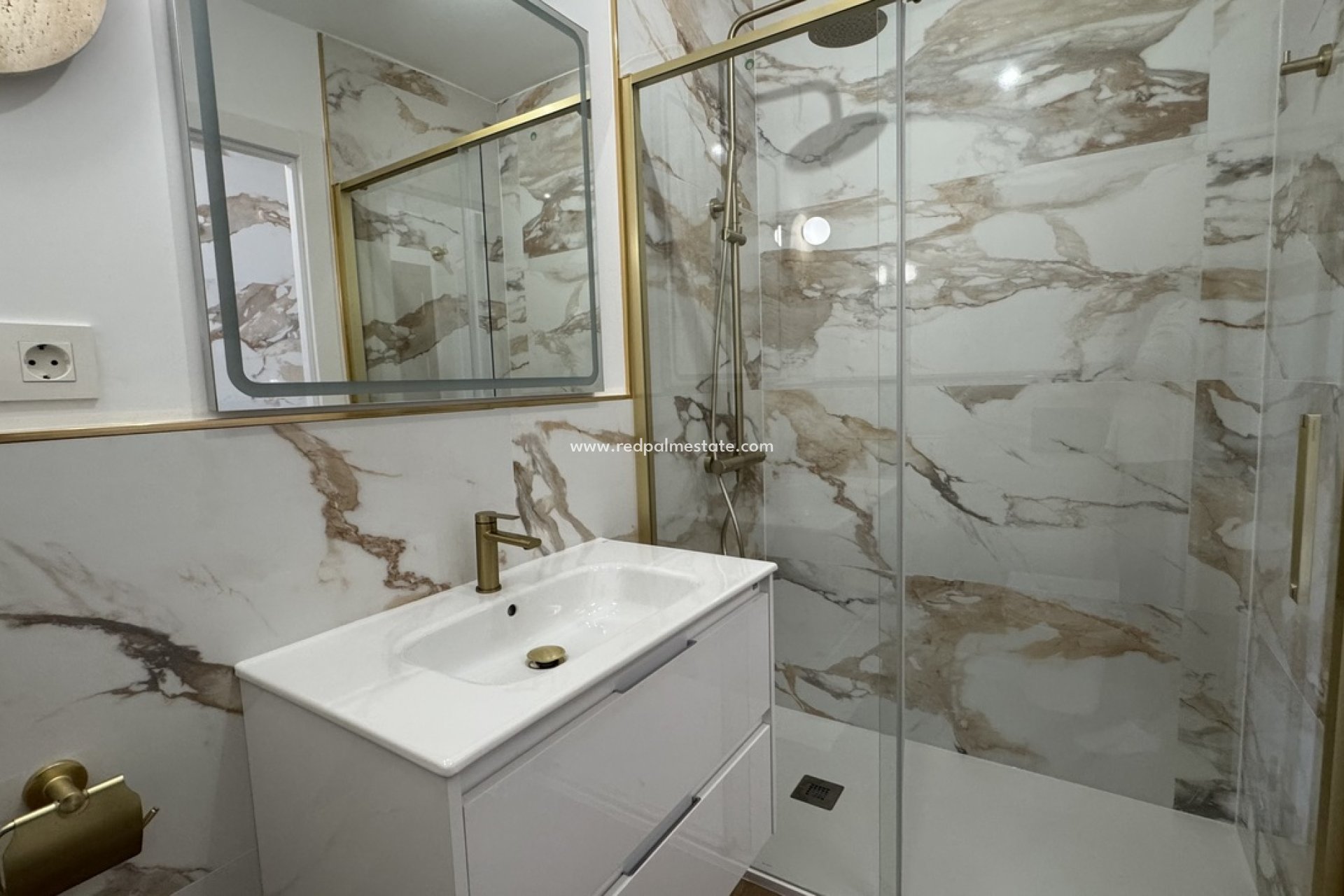 Revente - Appartements -
Torrevieja - Punta prima