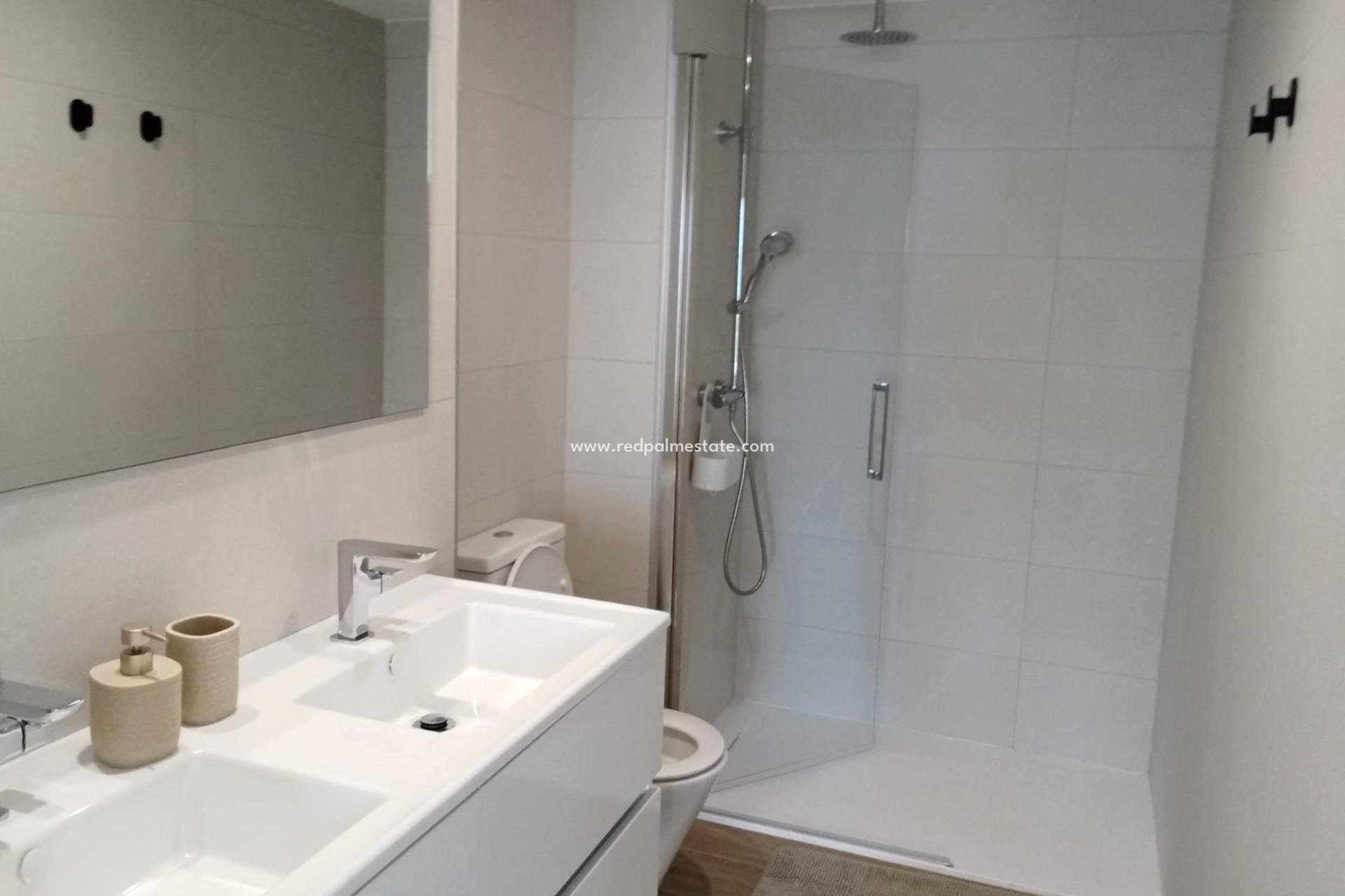 Revente - Appartements -
Torrevieja - Punta prima