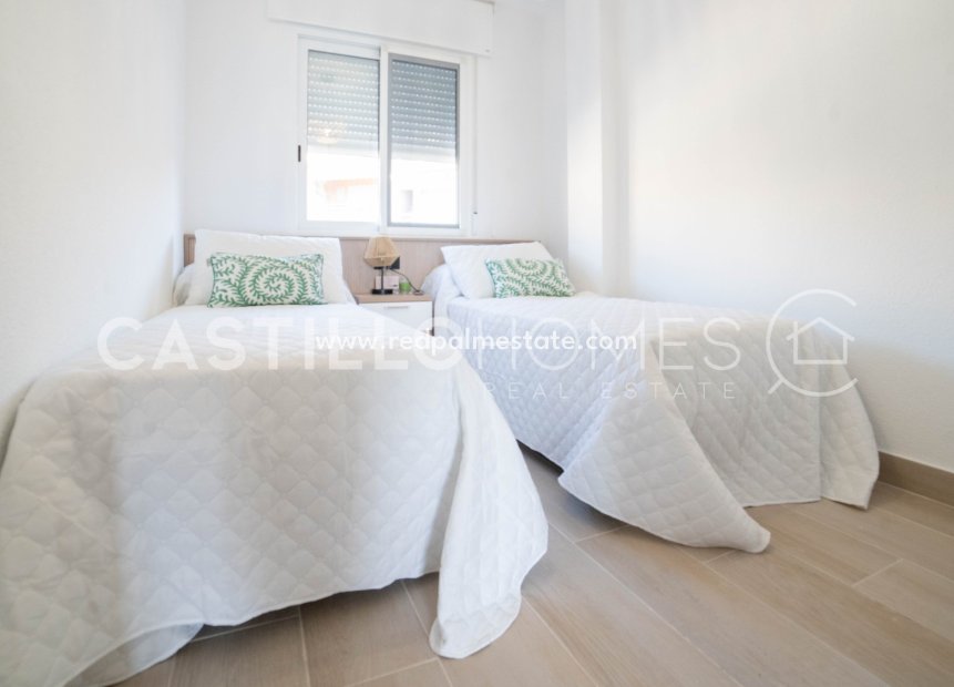 Revente - Appartements -
Torrevieja - Torre del moro