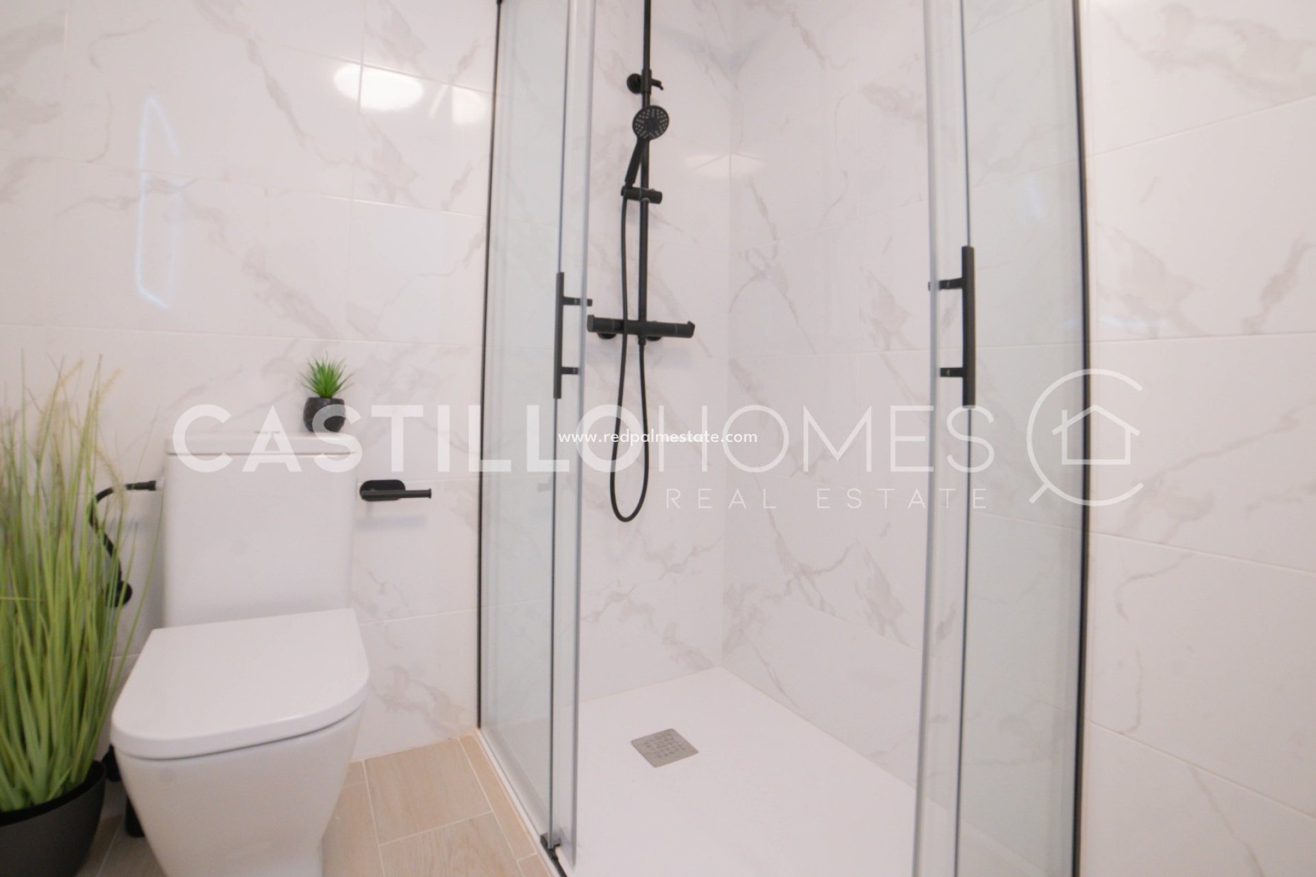 Revente - Appartements -
Torrevieja - Torre del moro