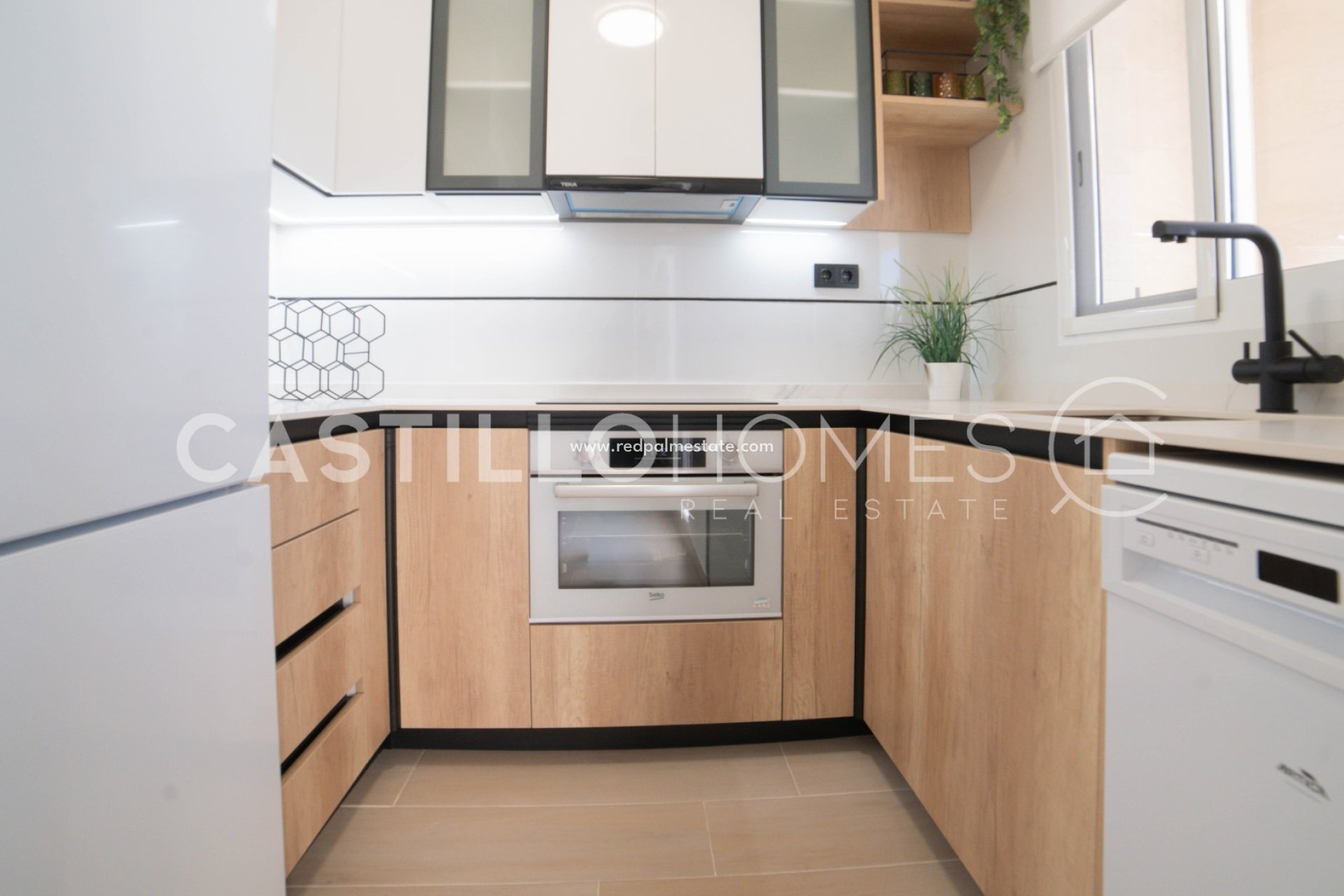 Revente - Appartements -
Torrevieja - Torre del moro