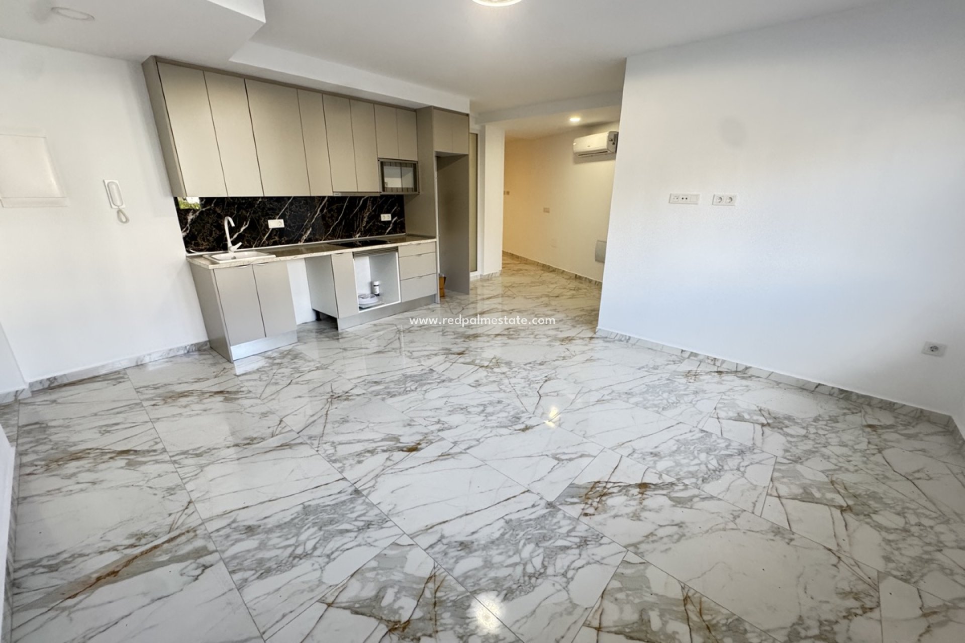 Revente - Appartements -
Torrevieja