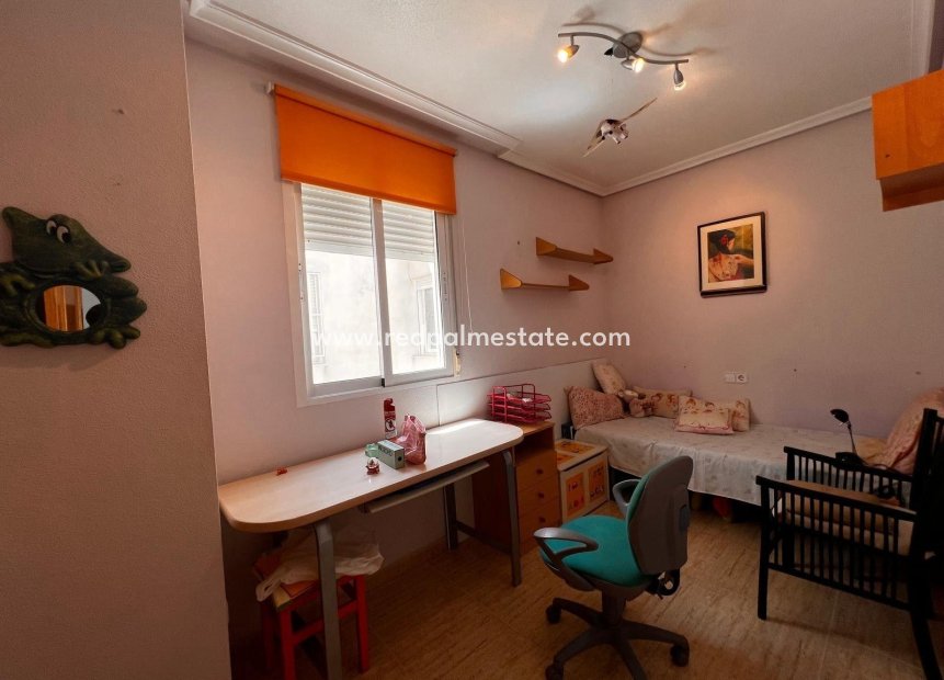 Revente - Appartements -
Torrevieja