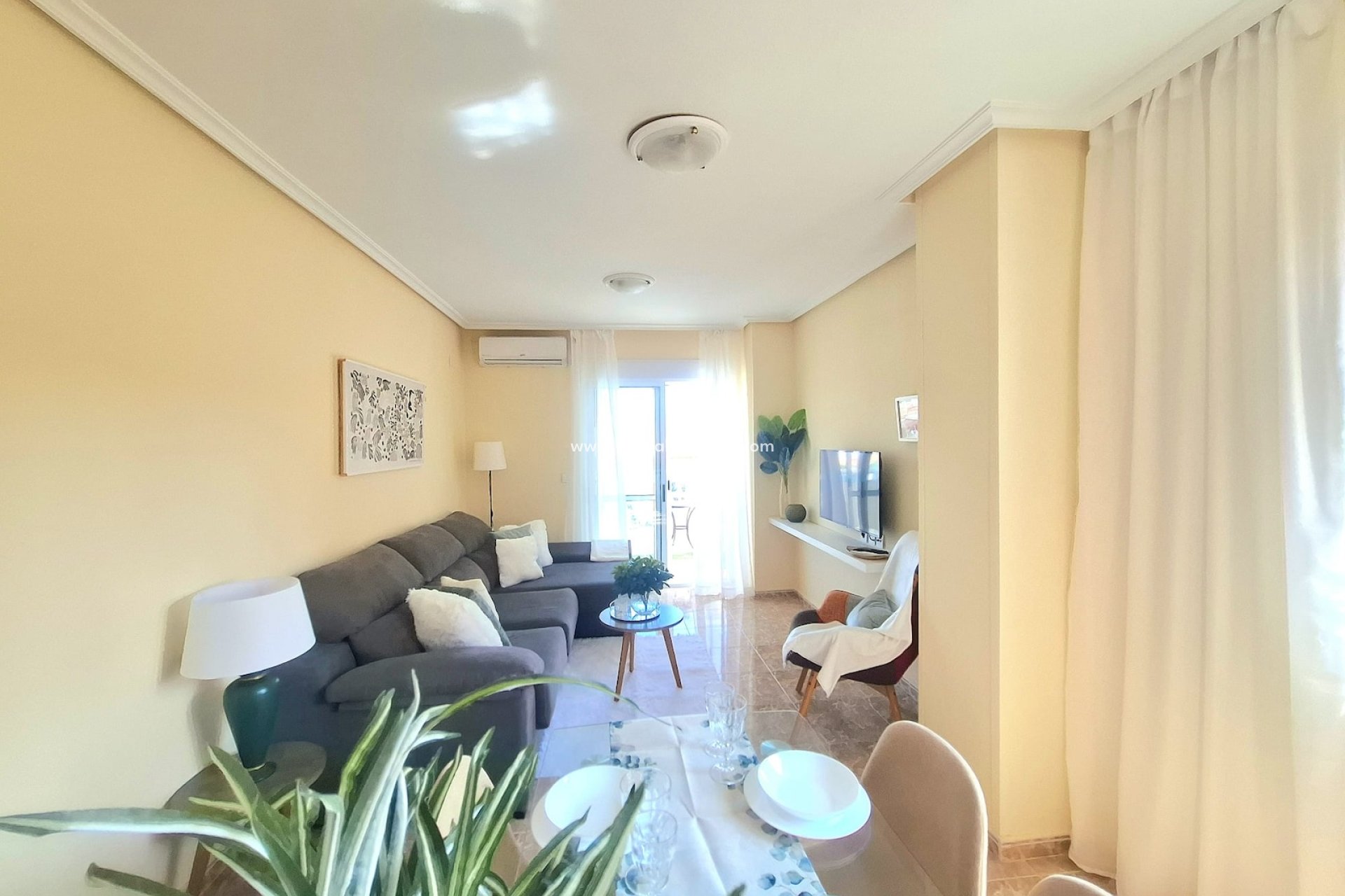 Revente - Appartements -
Torrevieja