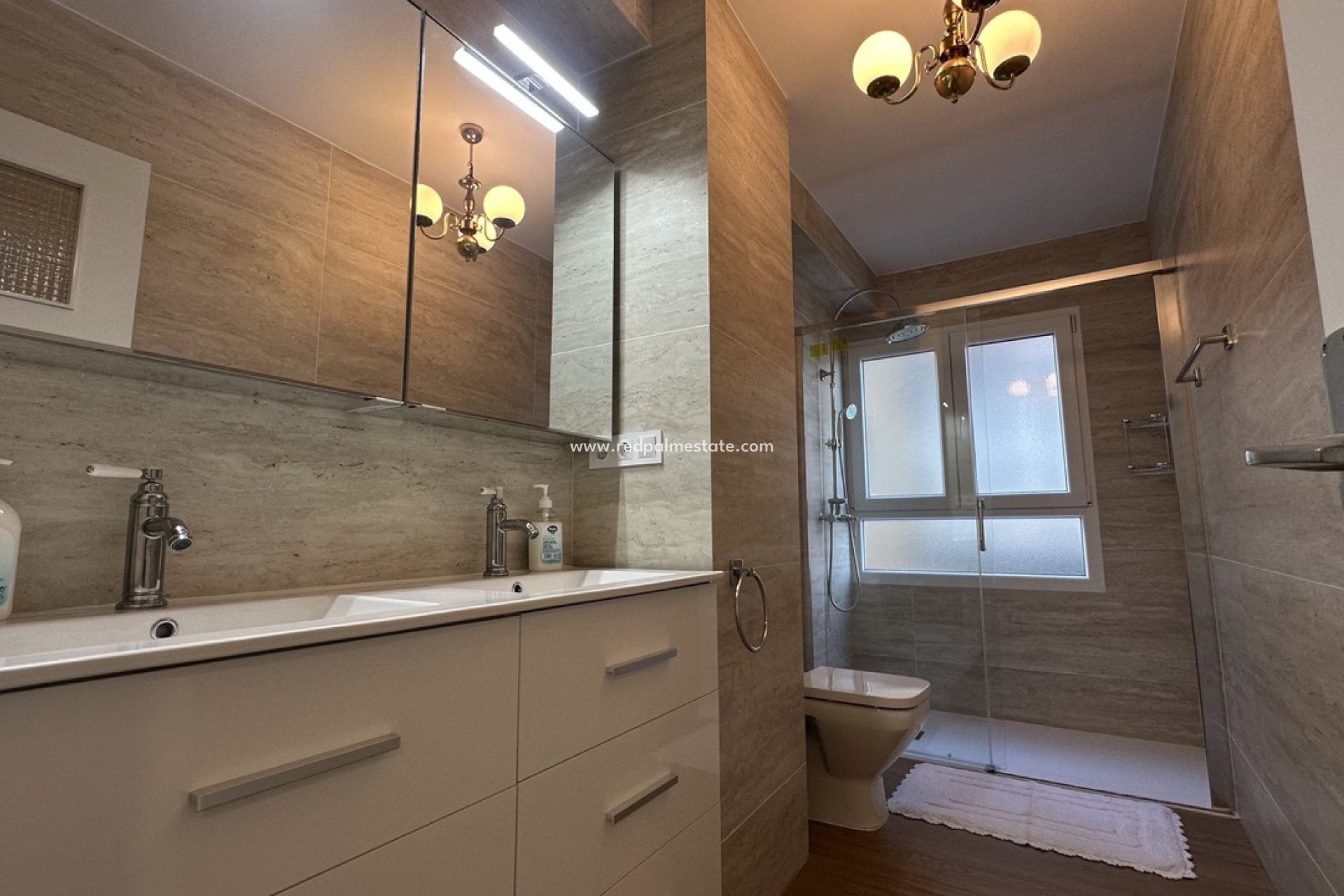 Revente - Appartements -
Torrevieja